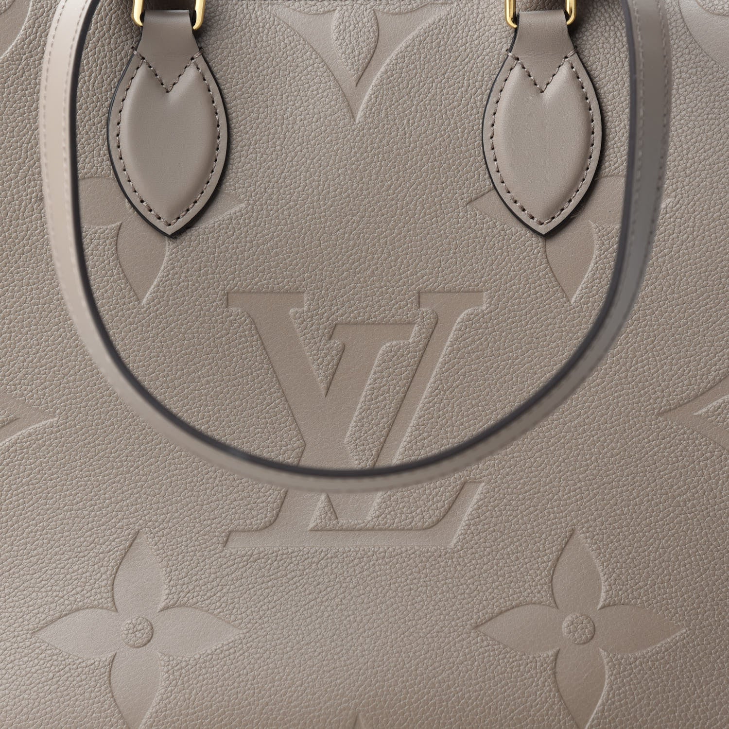 Louis Vuitton Empreinte Monogram Giant Onthego MM Tourterelle 10 of 11