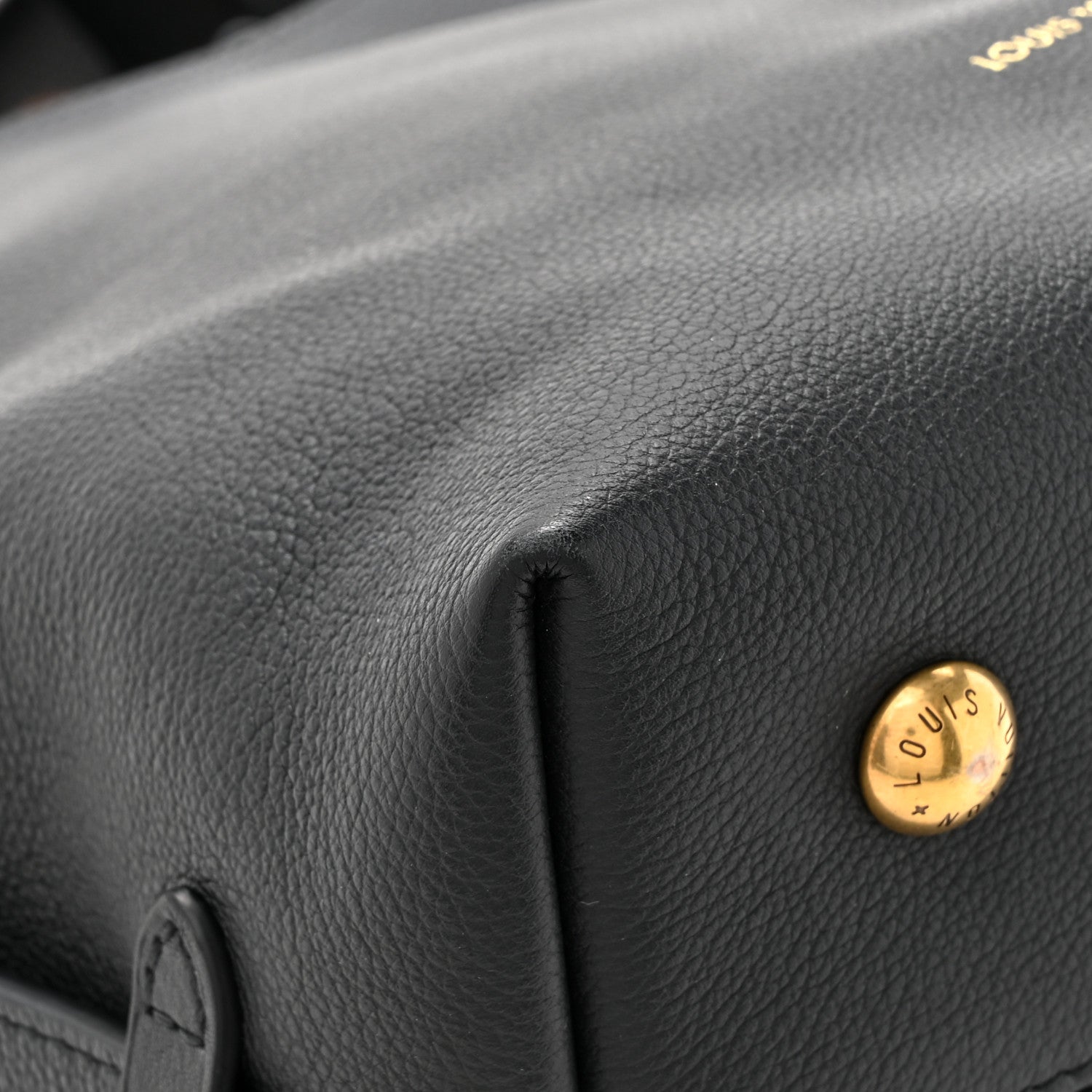 Louis Vuitton Grained Calfskin Low Key Hobo PM Black 13 of 15