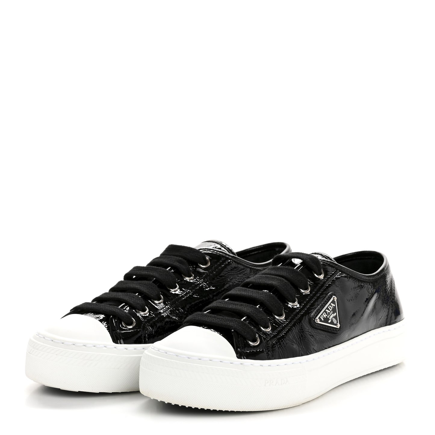 Patent Naplak Triangle Logo Womens Low Top Sneakers 38 Black White