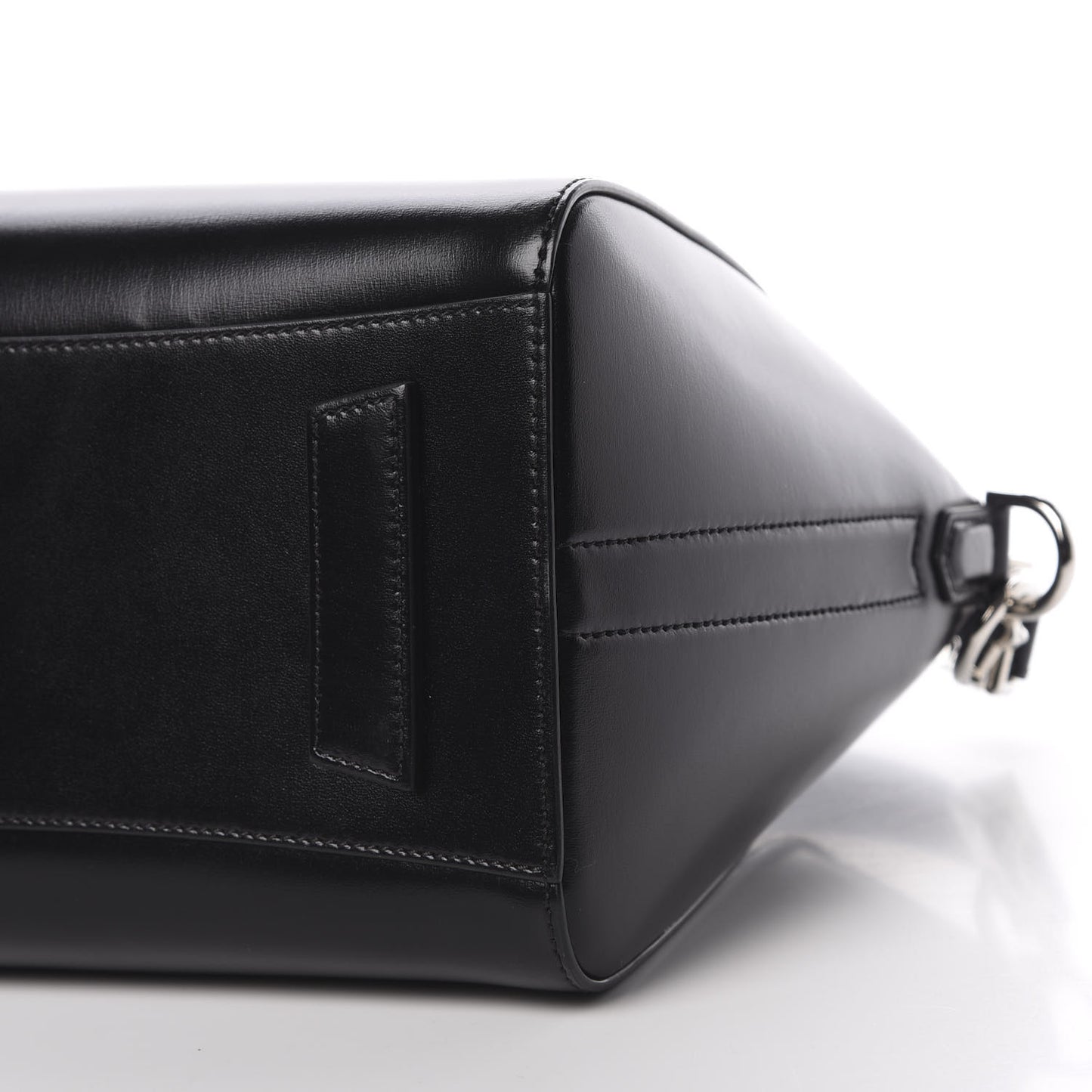 Shiny Lord Calfskin Small Antigona Black