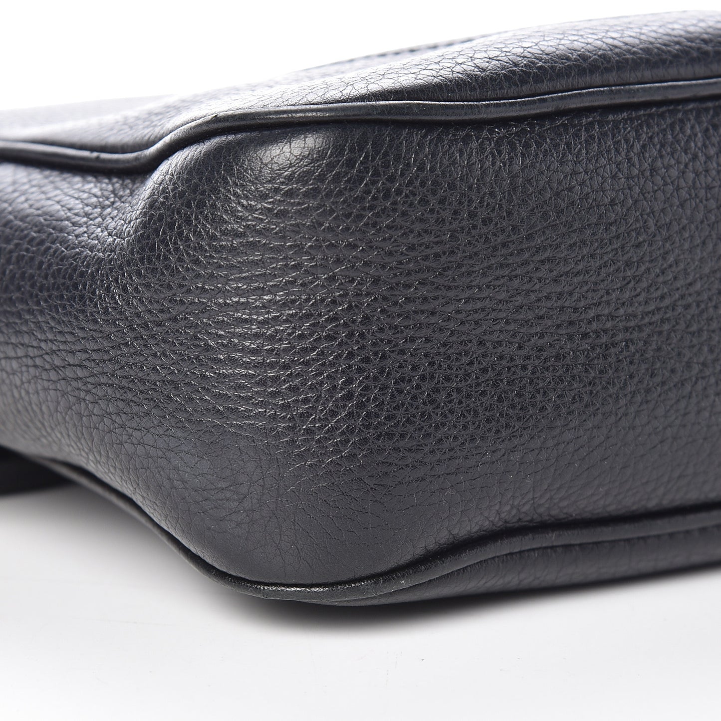 Pebbled Calfskin Small Soho Disco Bag Black