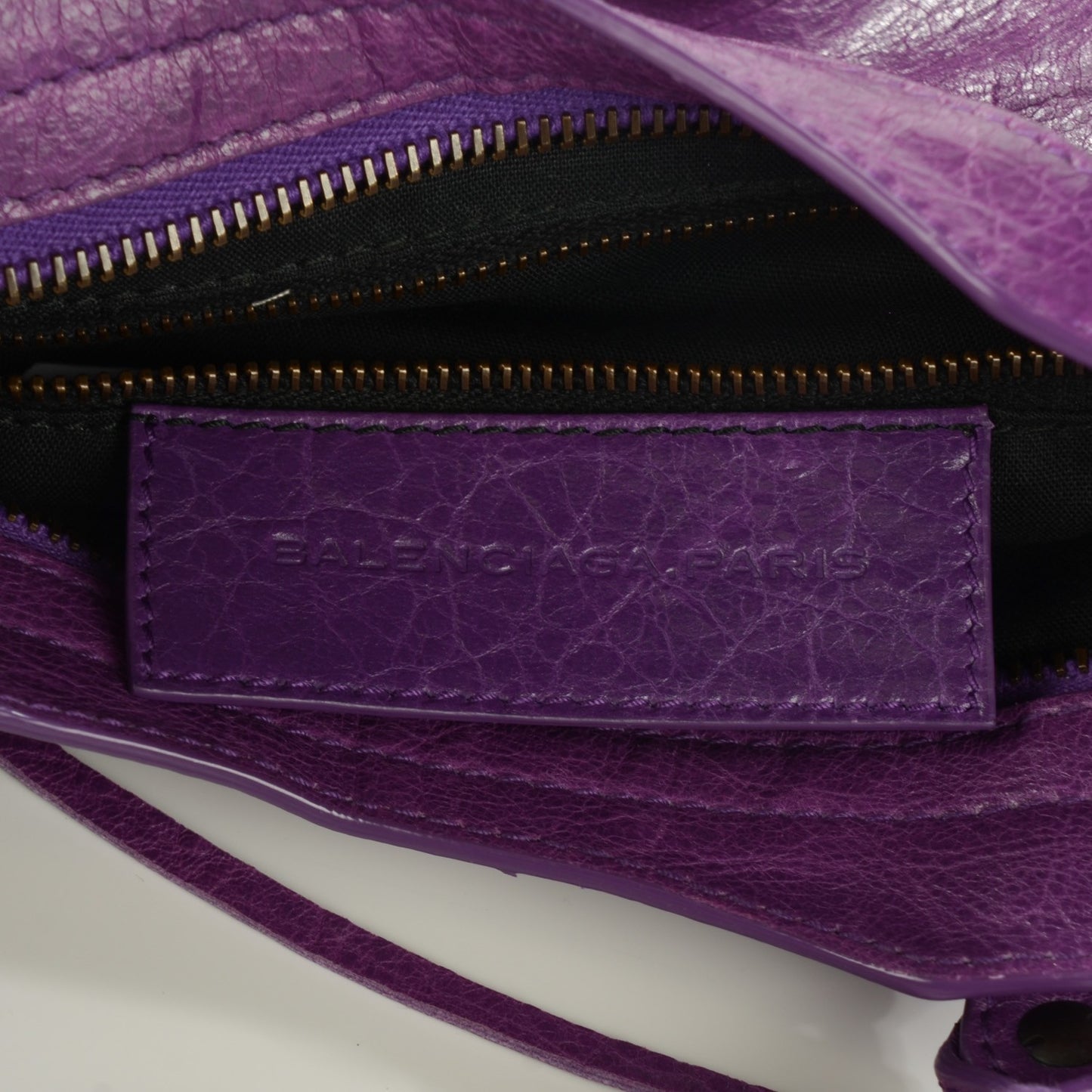 Agneau Classic Hardware Mini City Ultraviolet