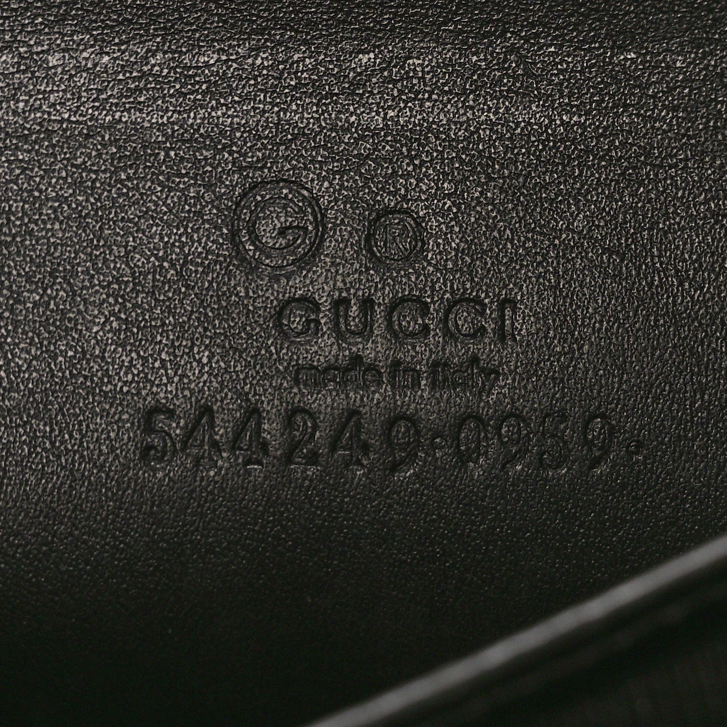 Gucci Microguccissima Zip Around Card Case Black 6 of 9