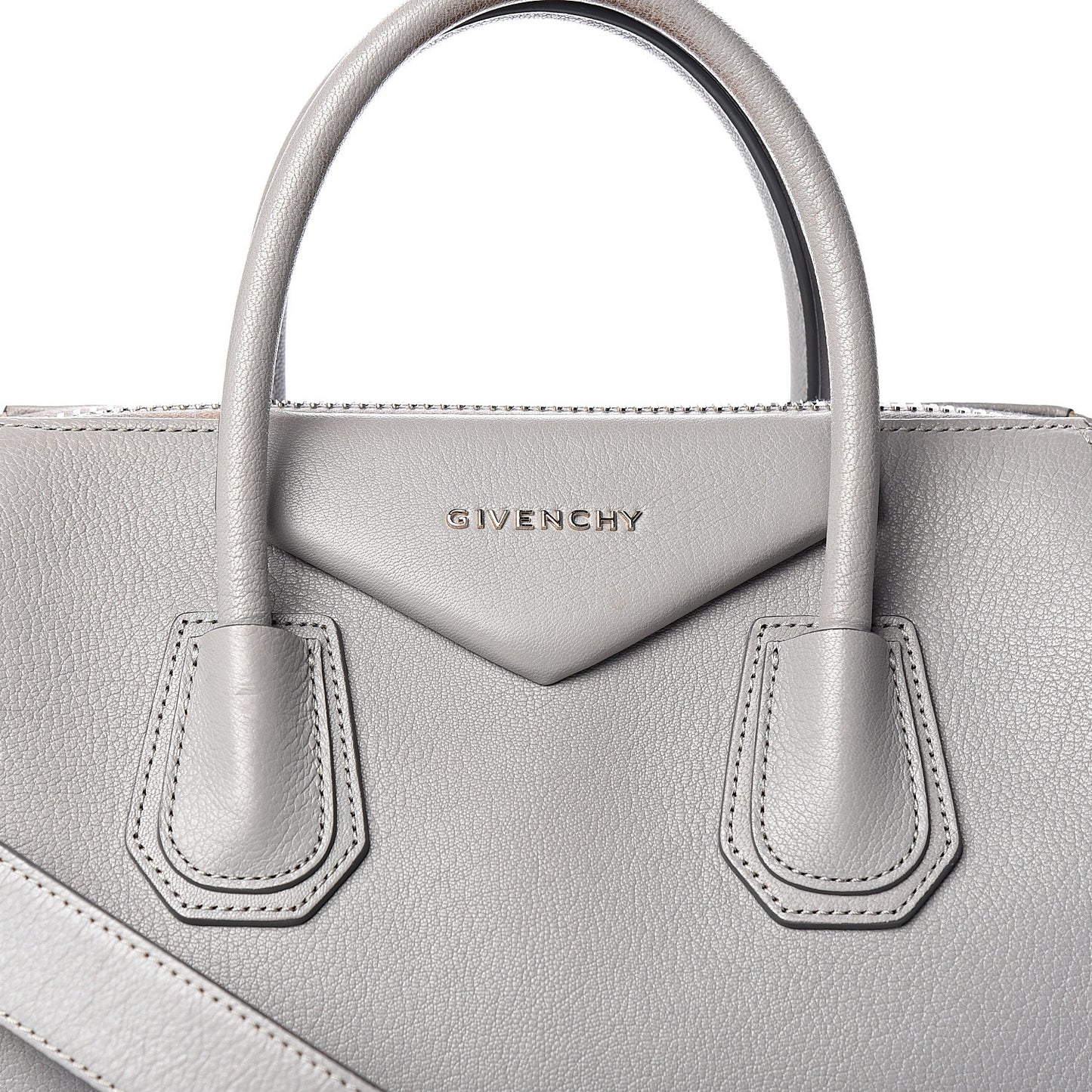 Sugar Goatskin Medium Antigona Pearl Grey