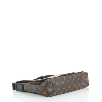 Louis Vuitton Monogram Macassar District MM 4 of 7