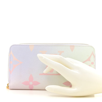 Louis Vuitton Monogram Giant Spring In The City Zippy Wallet Sunrise Pastel 2 of 7