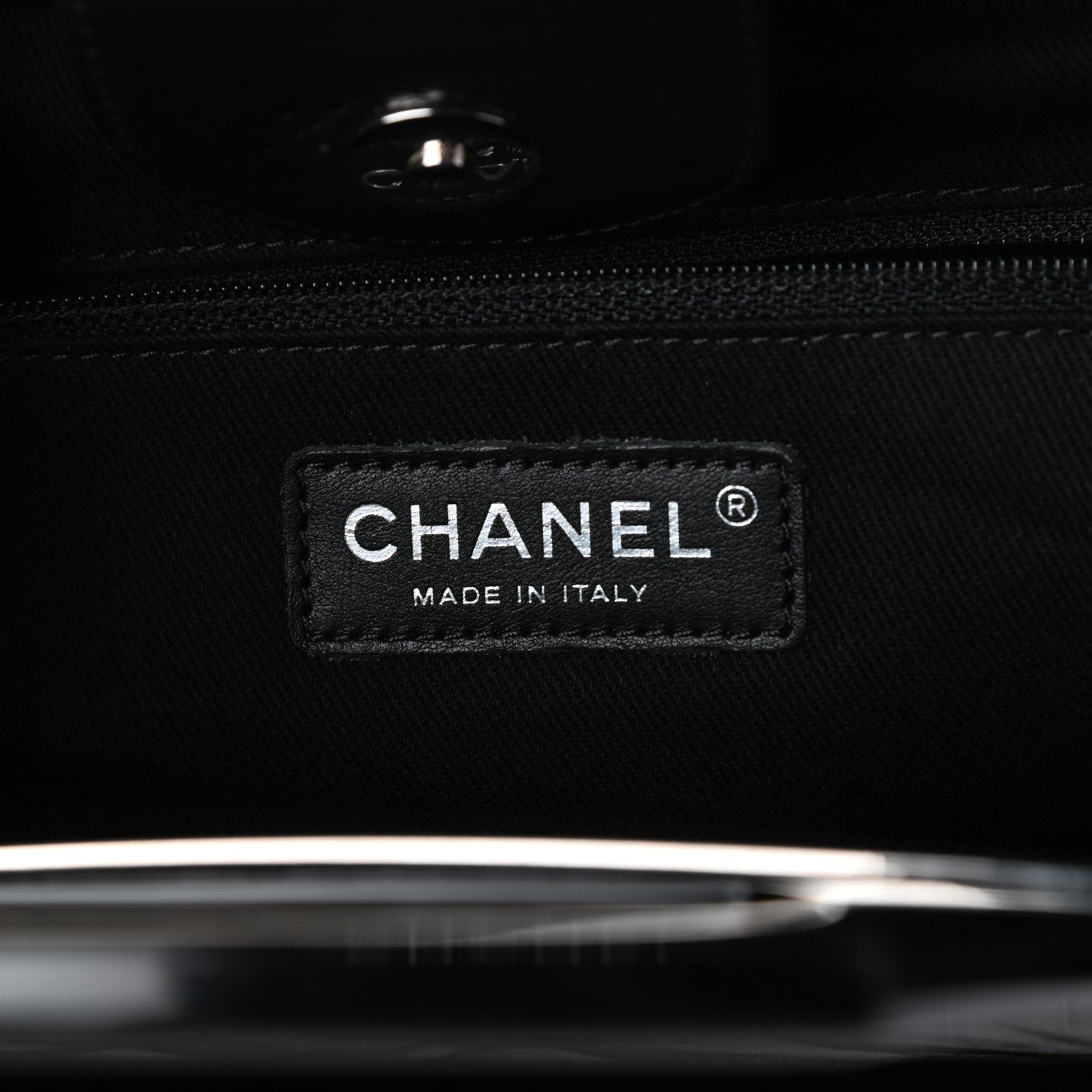 Chanel Glazed Calfskin Quilted Large CC Delivery Tote Black 6 of 10
