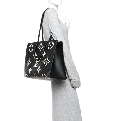 Louis Vuitton Empreinte Monogram Giant Onthego GM Black Beige 2 of 9