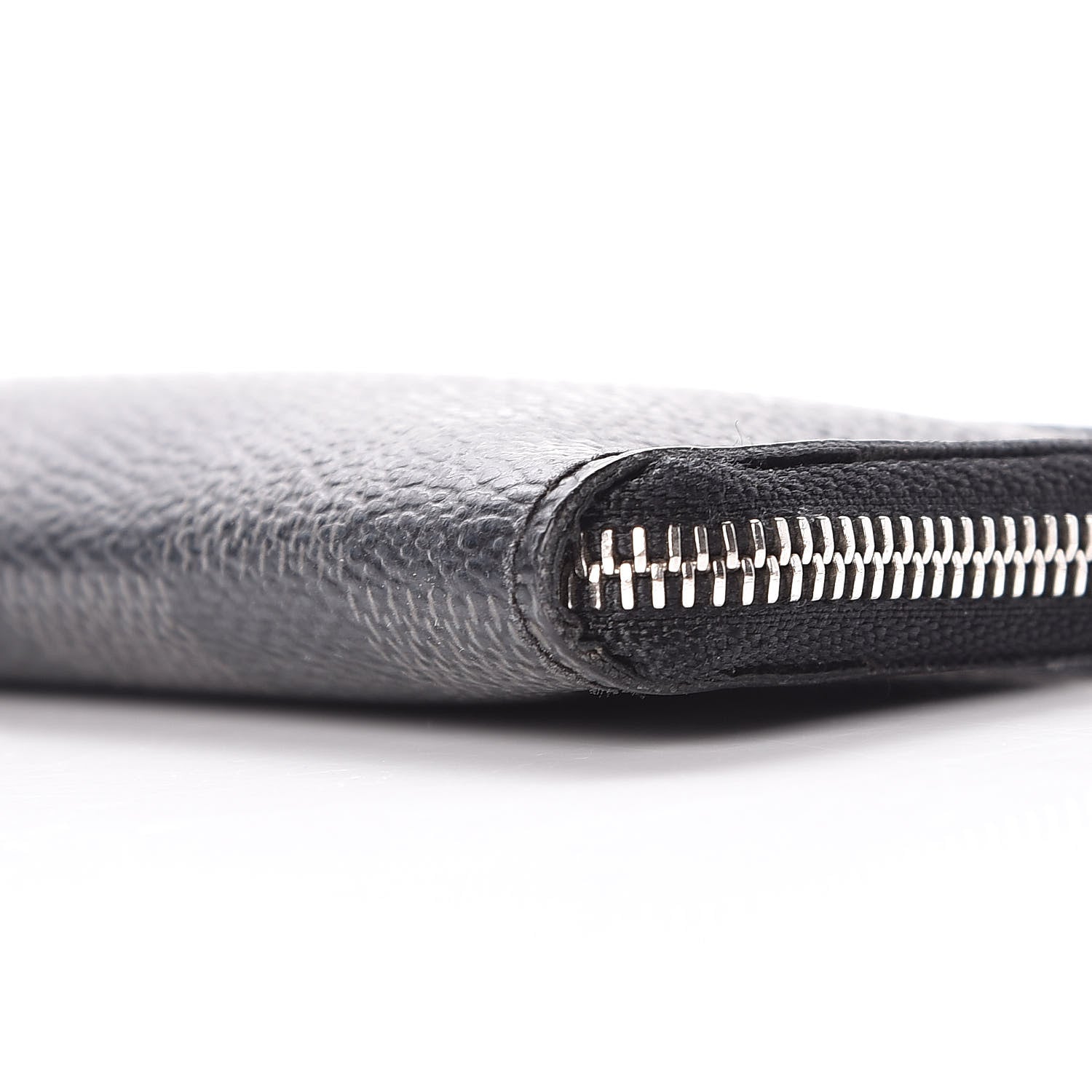 Louis Vuitton Damier Graphite 4 Key Holder 9 of 9