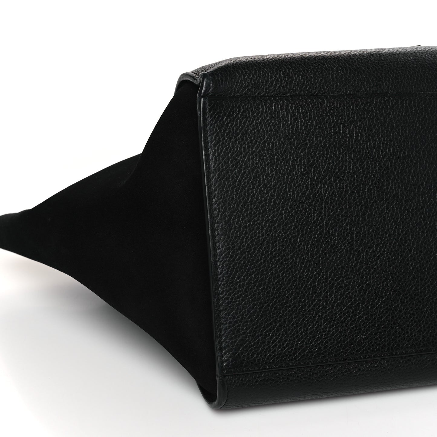 Drummed Calfskin Suede Medium Trapeze Black