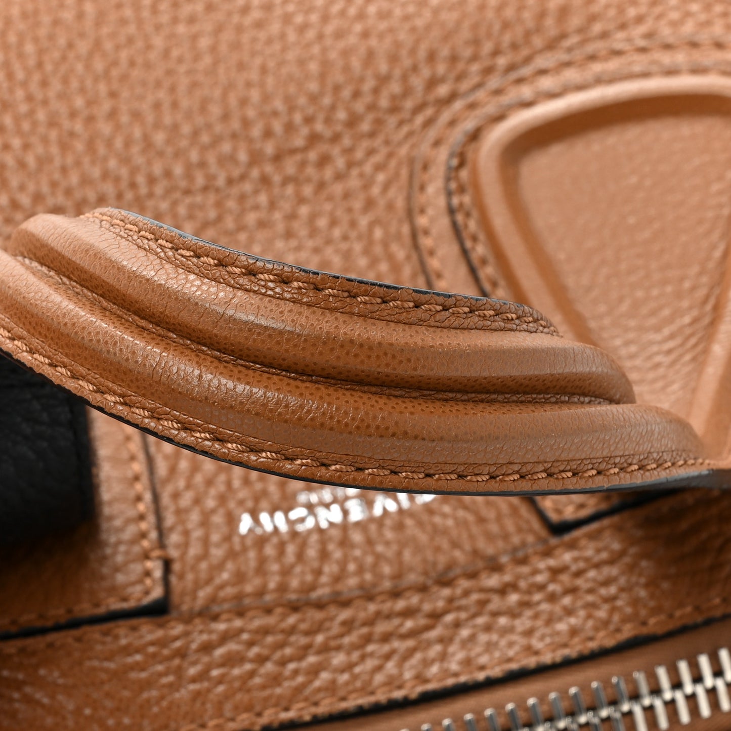 Waxy Grained Calfskin Medium Nightingale Brown