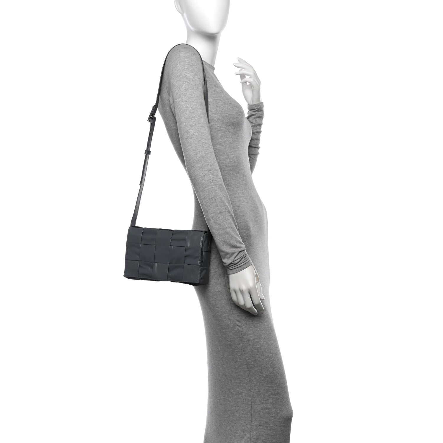 Bottega Veneta Paper Calfskin Maxi Intreccio Small Cassette Crossbody Bag Thunder 2 of 11