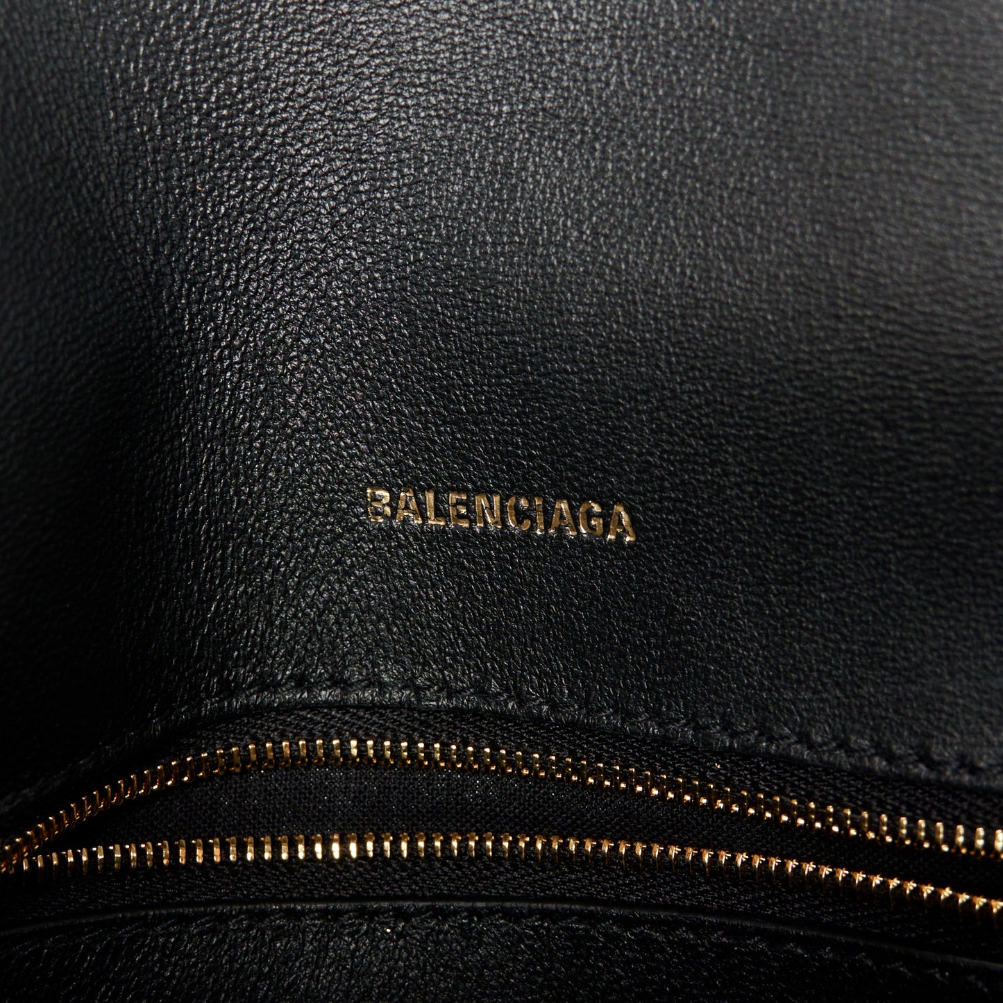 Paper Calfskin S Downtown Chain Shoulder Bag Black