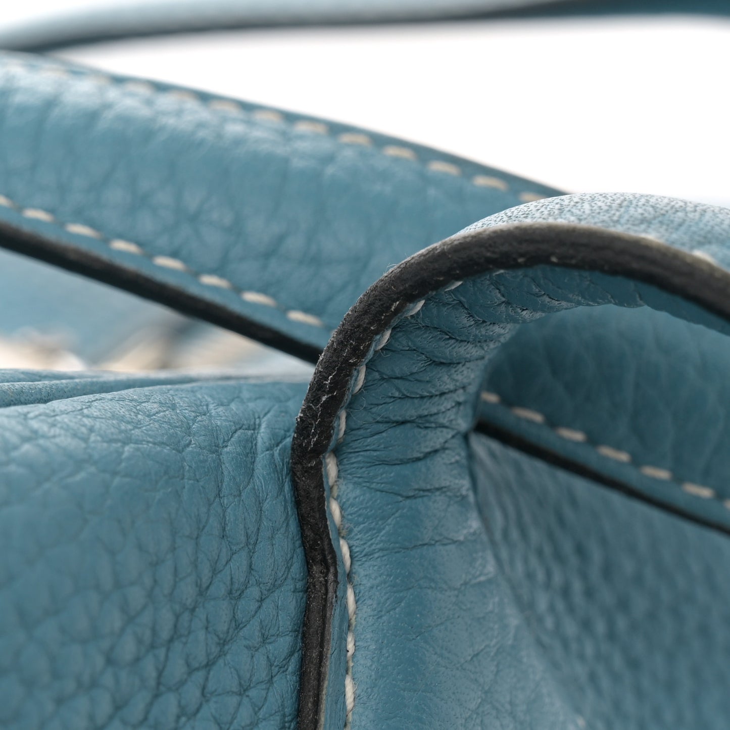 Taurillon Clemence Victoria II 35 Blue Jean