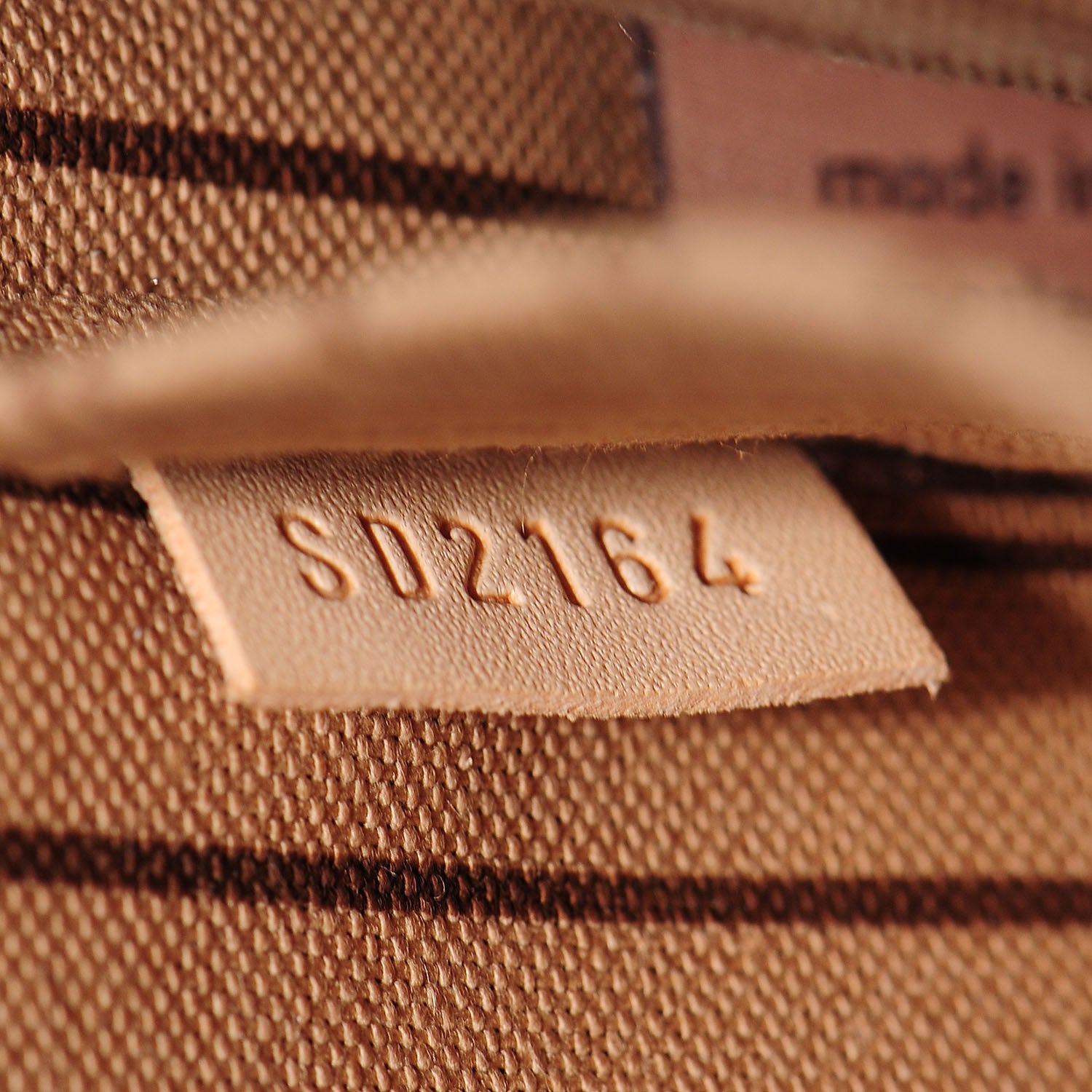 Louis Vuitton Monogram Neverfull MM GM Pochette 7 of 8