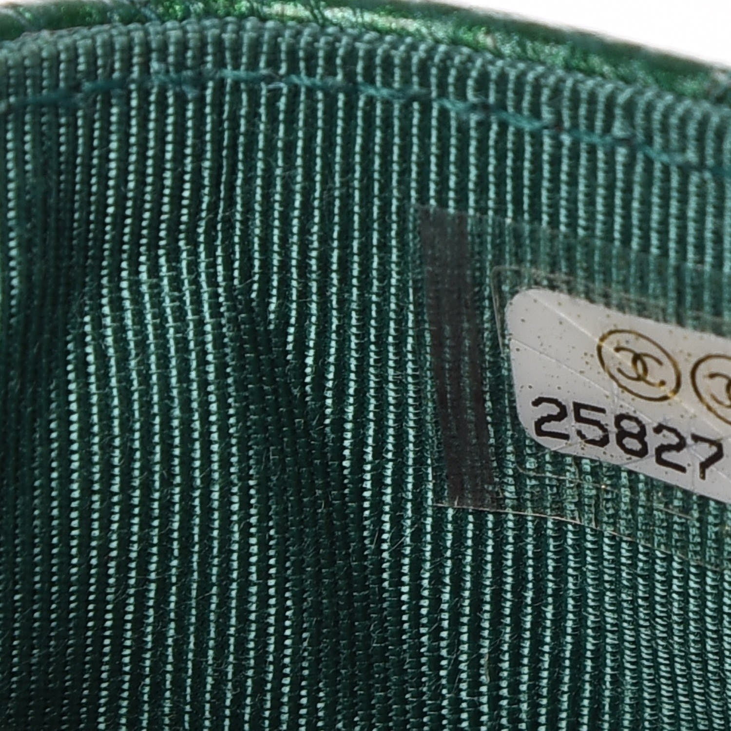 Chanel Metallic Caviar Quilted CC Zip Card Holder Green 7 of 8