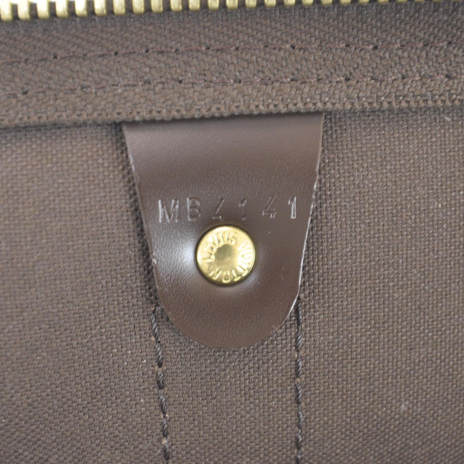 Louis Vuitton Damier Ebene Keepall BandouliÃ¨re 55 9 of 10