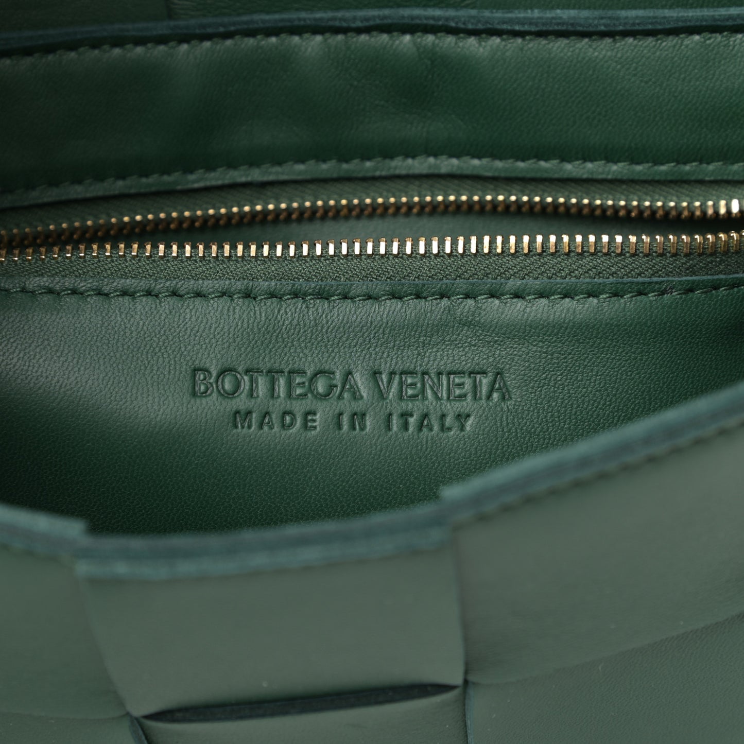 Lambskin Maxi Intrecciato Cassette Crossbody Bag Raintree Green