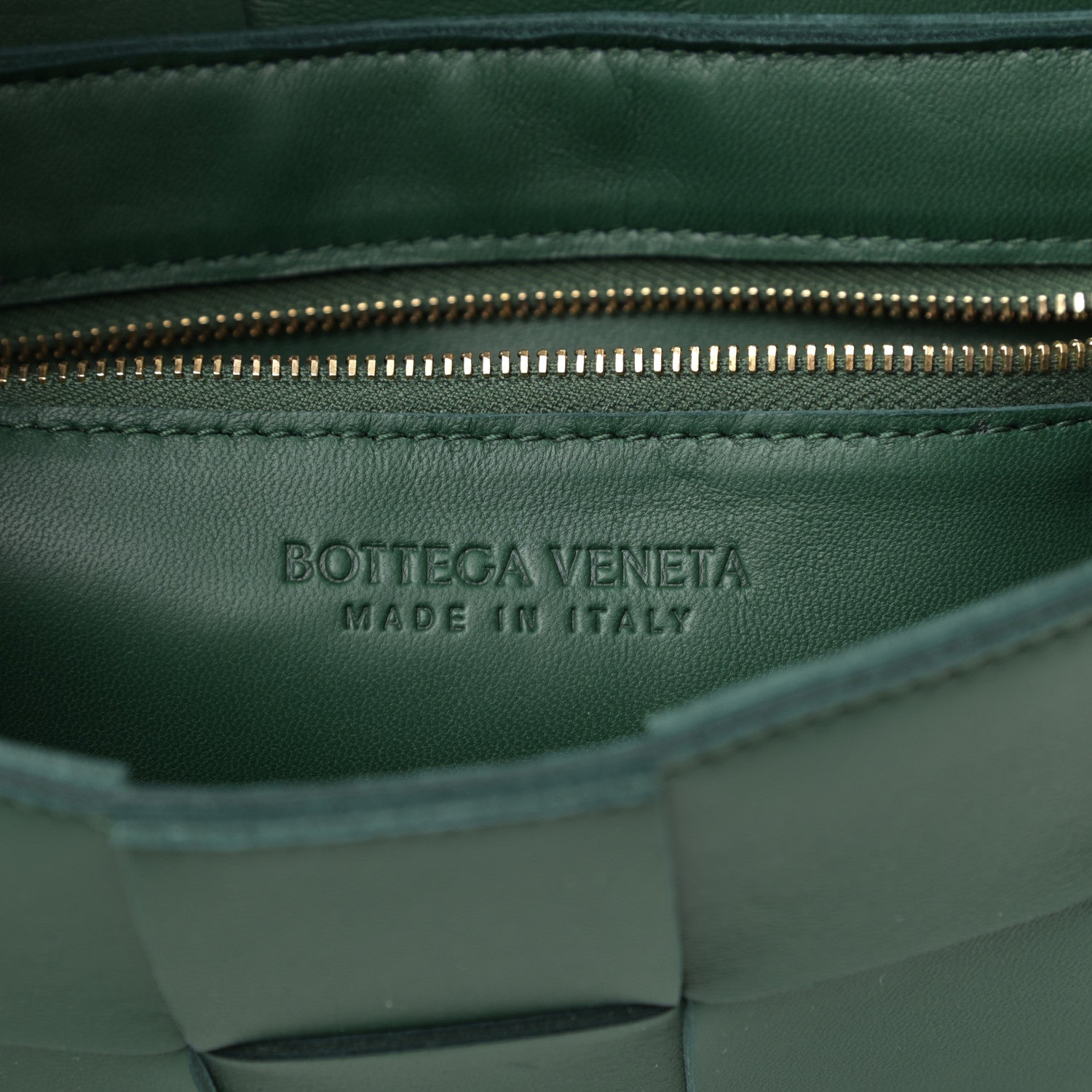 Bottega Veneta Lambskin Maxi Intrecciato Cassette Crossbody Bag Raintree Green 6 of 8
