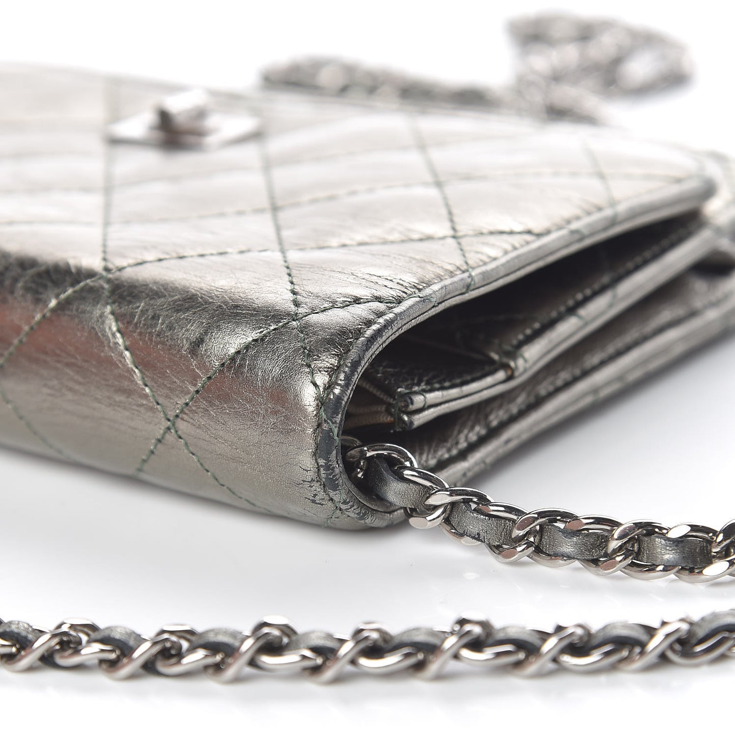 Metallic Aged Calfskin Quilted Reissue Wallet On Chain WOC Green