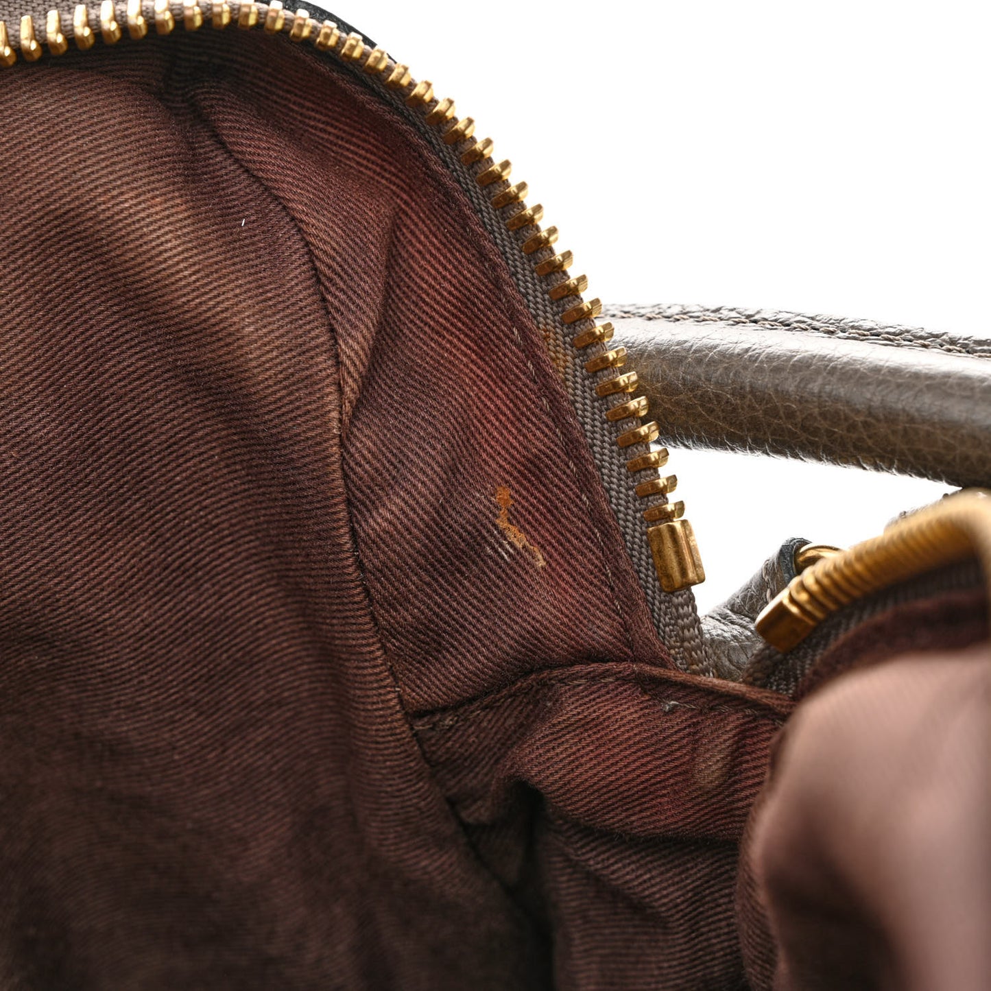 Calfskin Medium Paraty Rock
