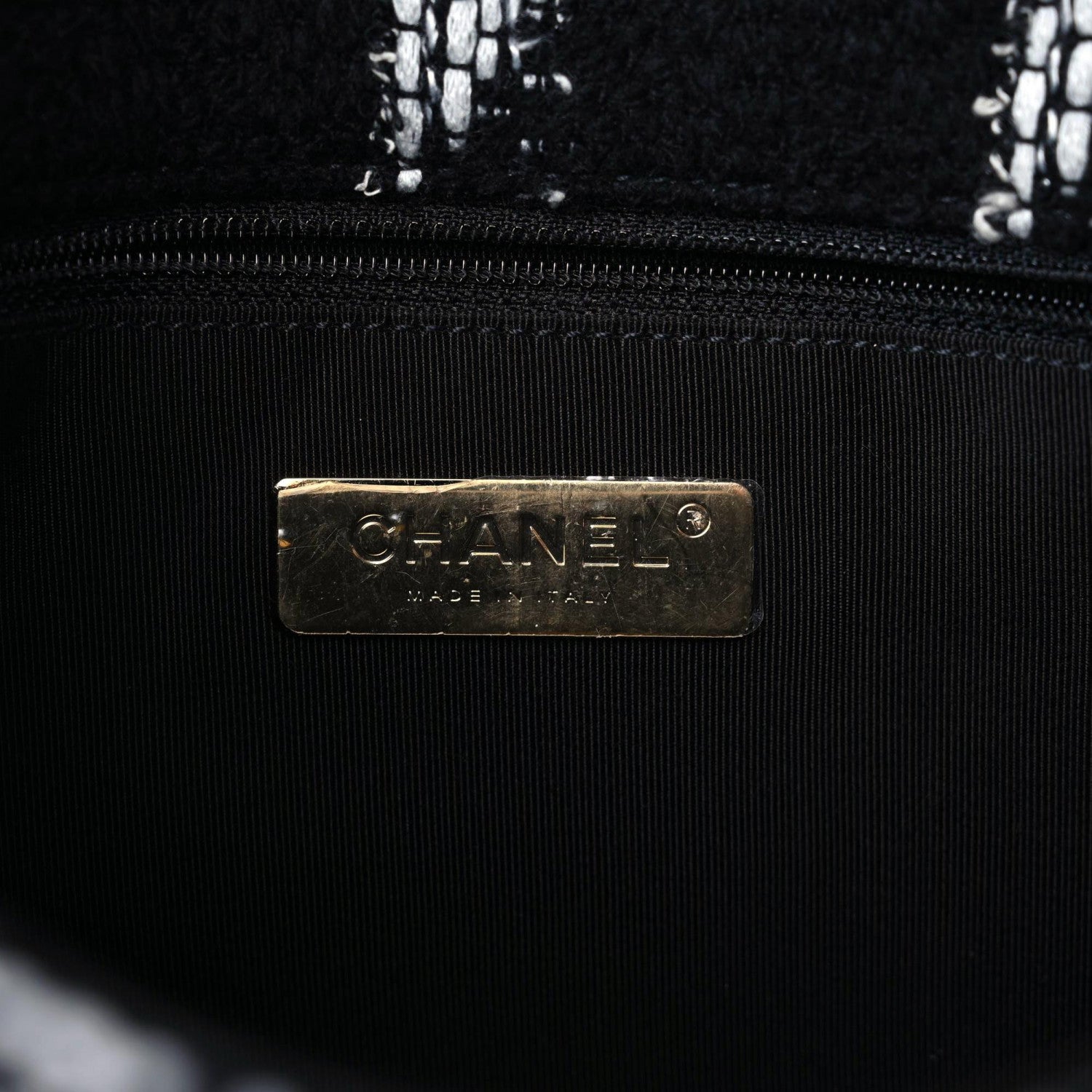 Chanel Tweed Quilted Medium Chanel 19 Flap Black White 6 of 10