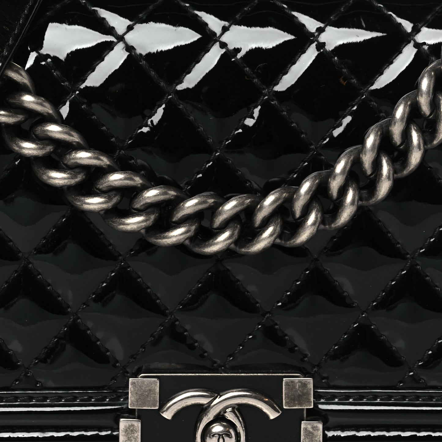 Patent Calfskin Quilted Medium Plexiglass Boy Flap Black