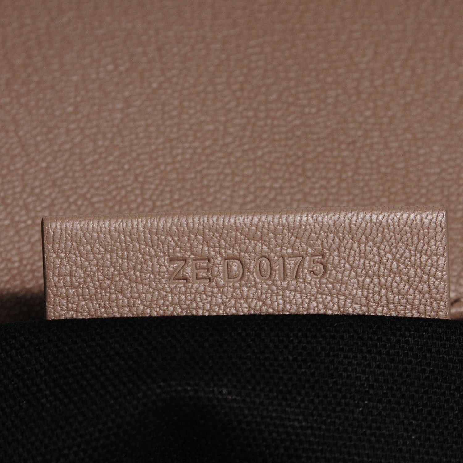 Givenchy Sugar Goatskin Small Antigona Dark Sand 10 of 10