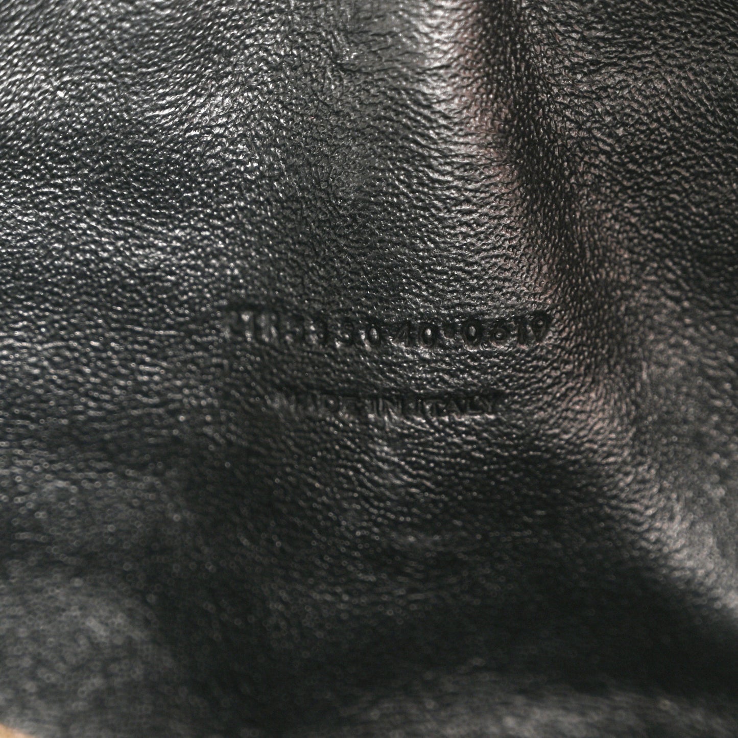Grain De Poudre Matelasse Monogram Mini Lou Camera Bag Crema Soft