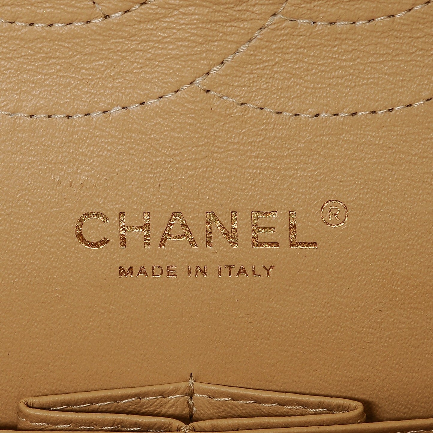 Caviar Quilted Jumbo Double Flap Beige Clair