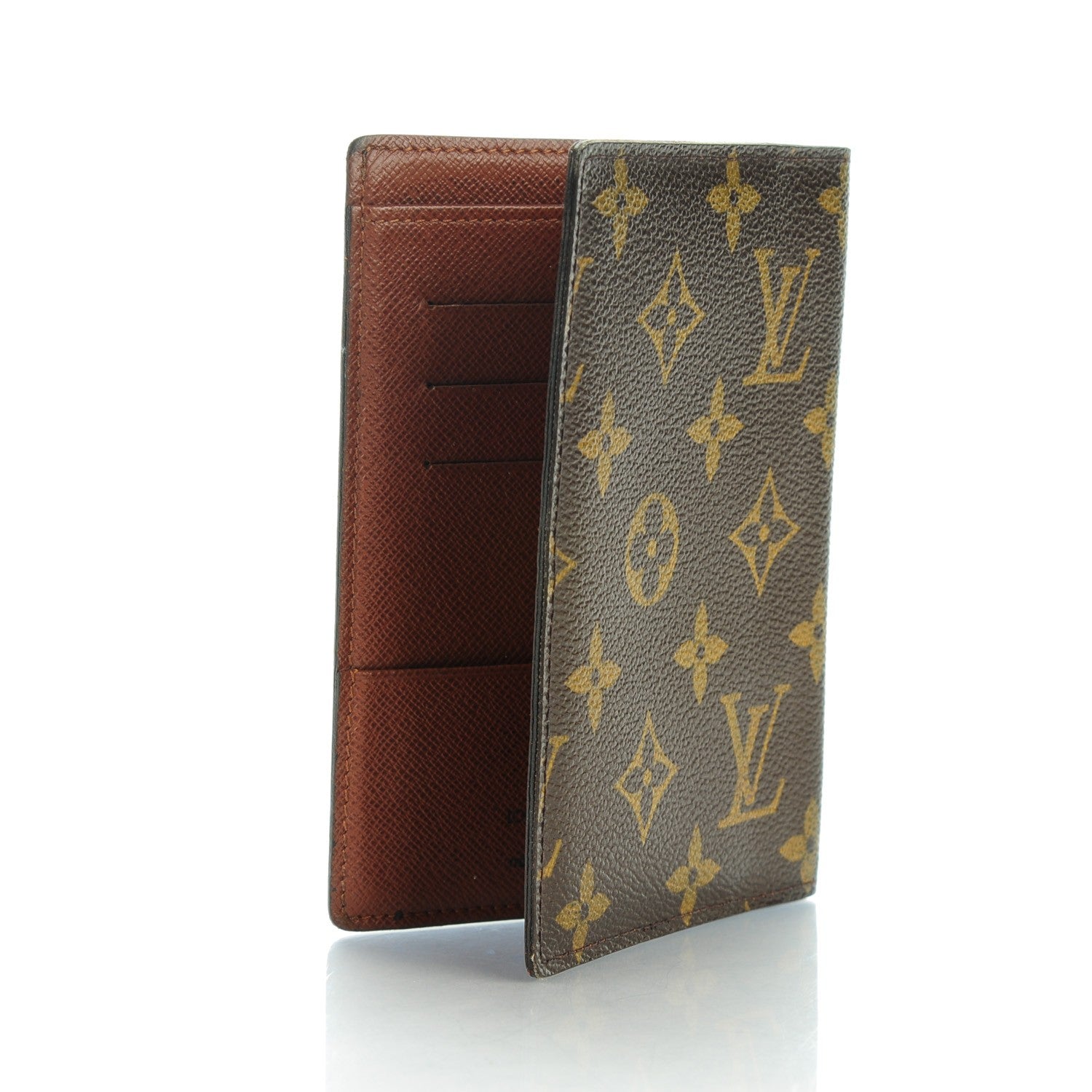 Louis Vuitton Monogram Passport Cover 3 of 7