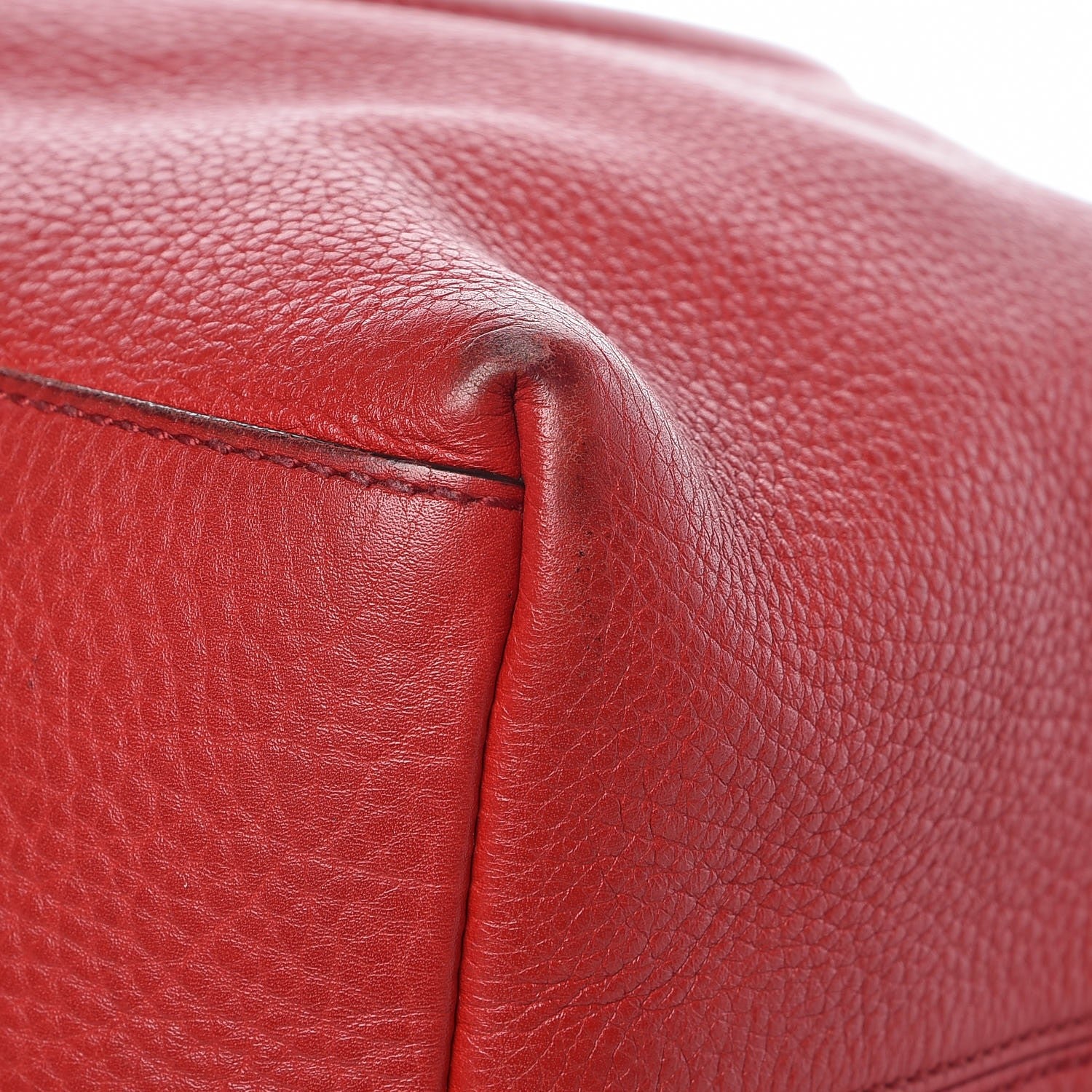 Gucci Pebbled Calfskin Medium Soho Chain Shoulder Bag Tabasco Red 14 of 17