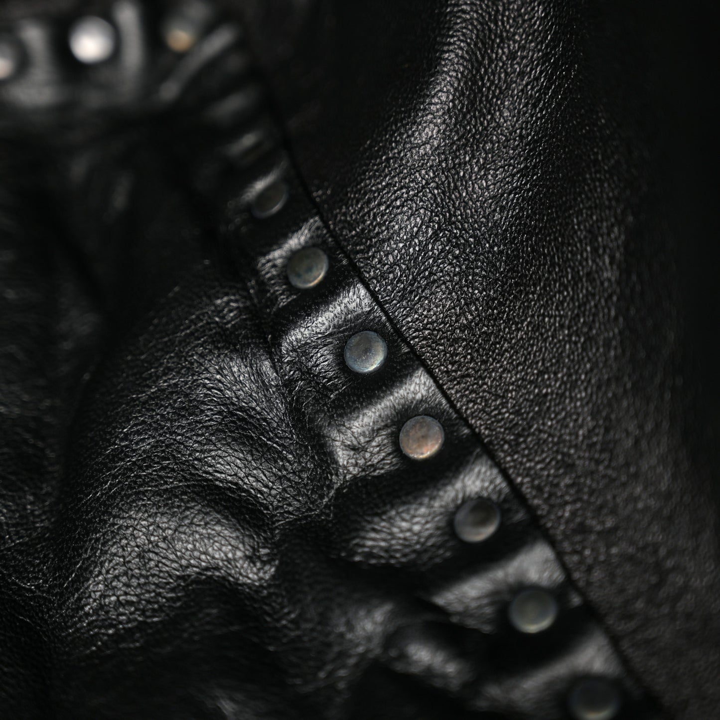 Eel Skin Medium Rockstud Tote Black