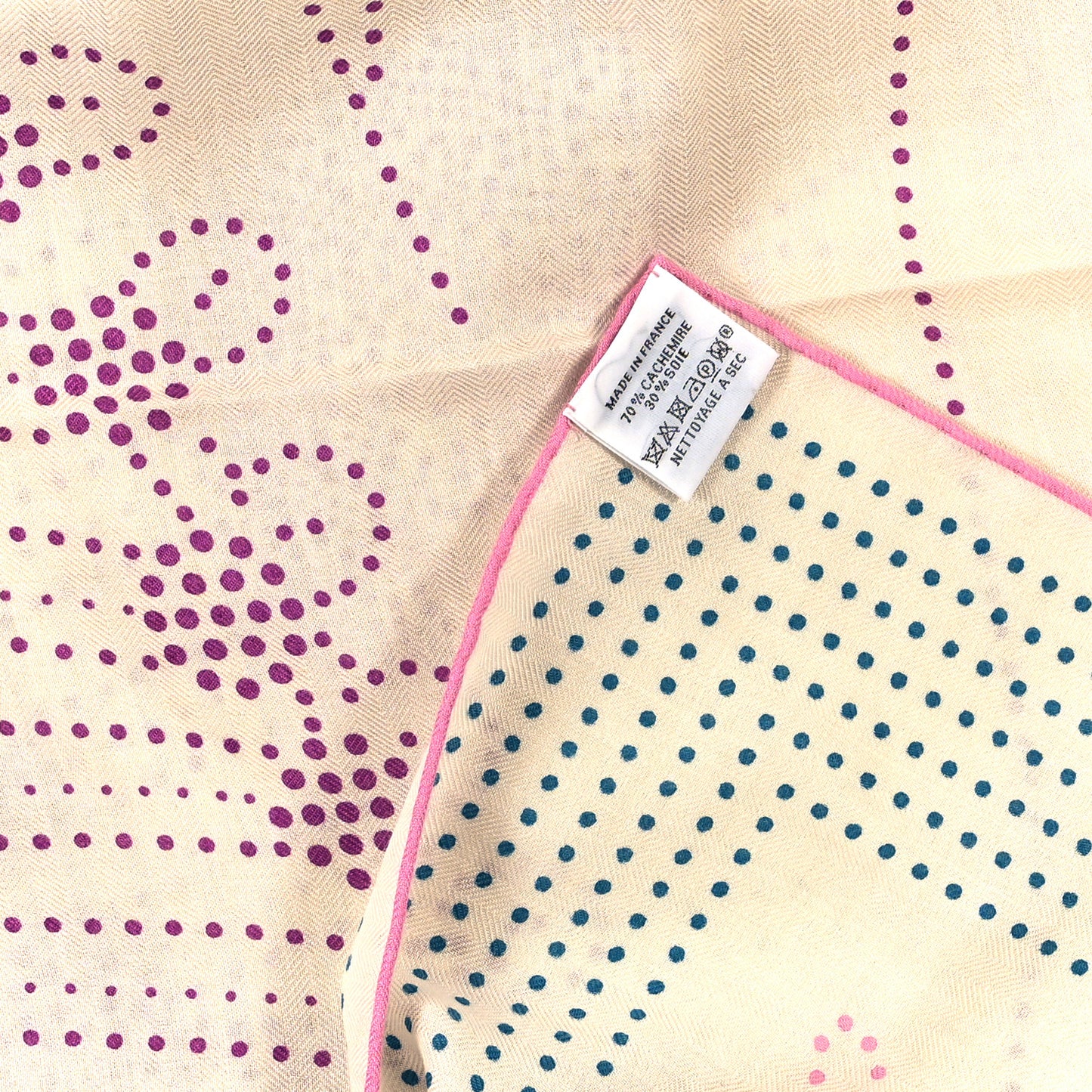 Cashmere Silk Brandebourgs Points Shawl 140 White Mauve Bleu