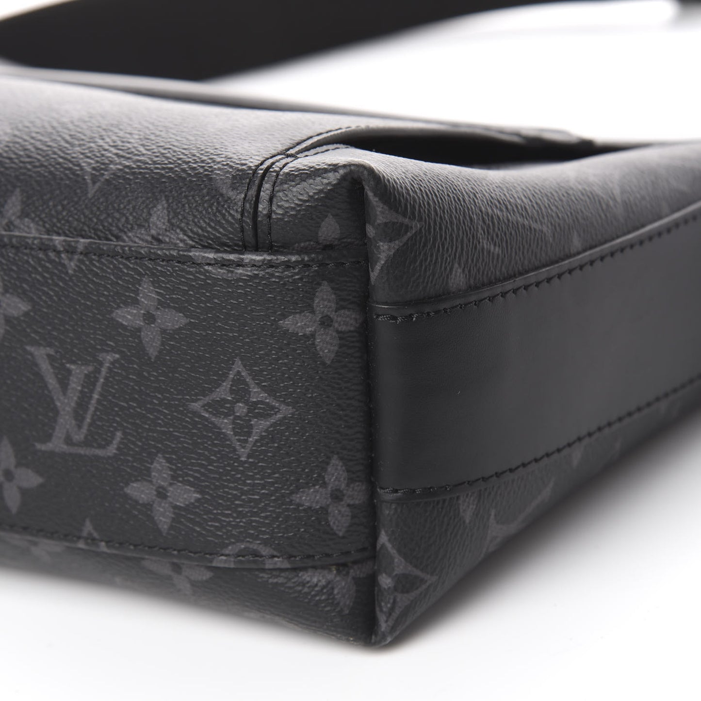 Monogram Eclipse Odyssey Messenger PM