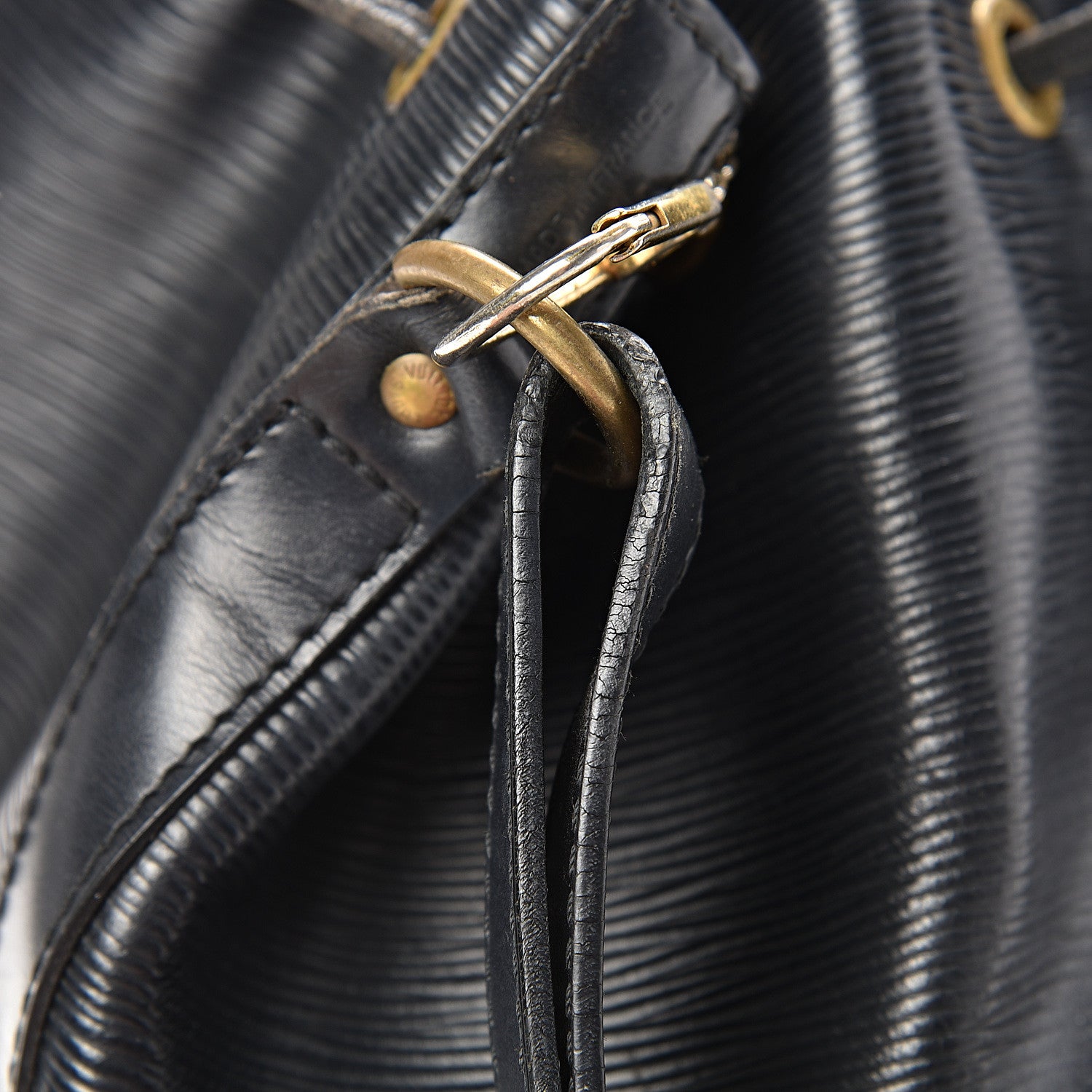 Louis Vuitton Epi Petit Noe Black 26 of 28