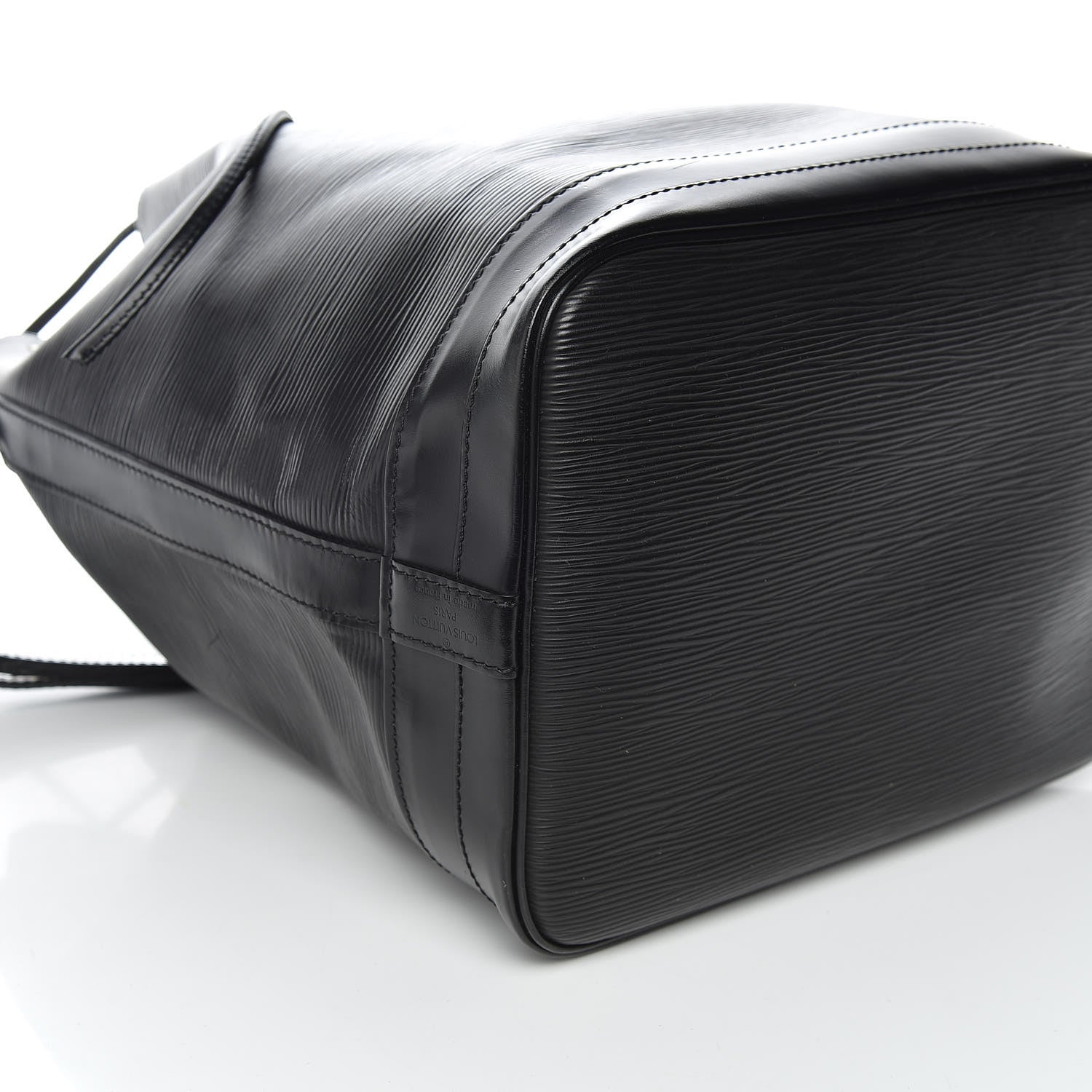 Louis Vuitton Epi Noe Black 8 of 9