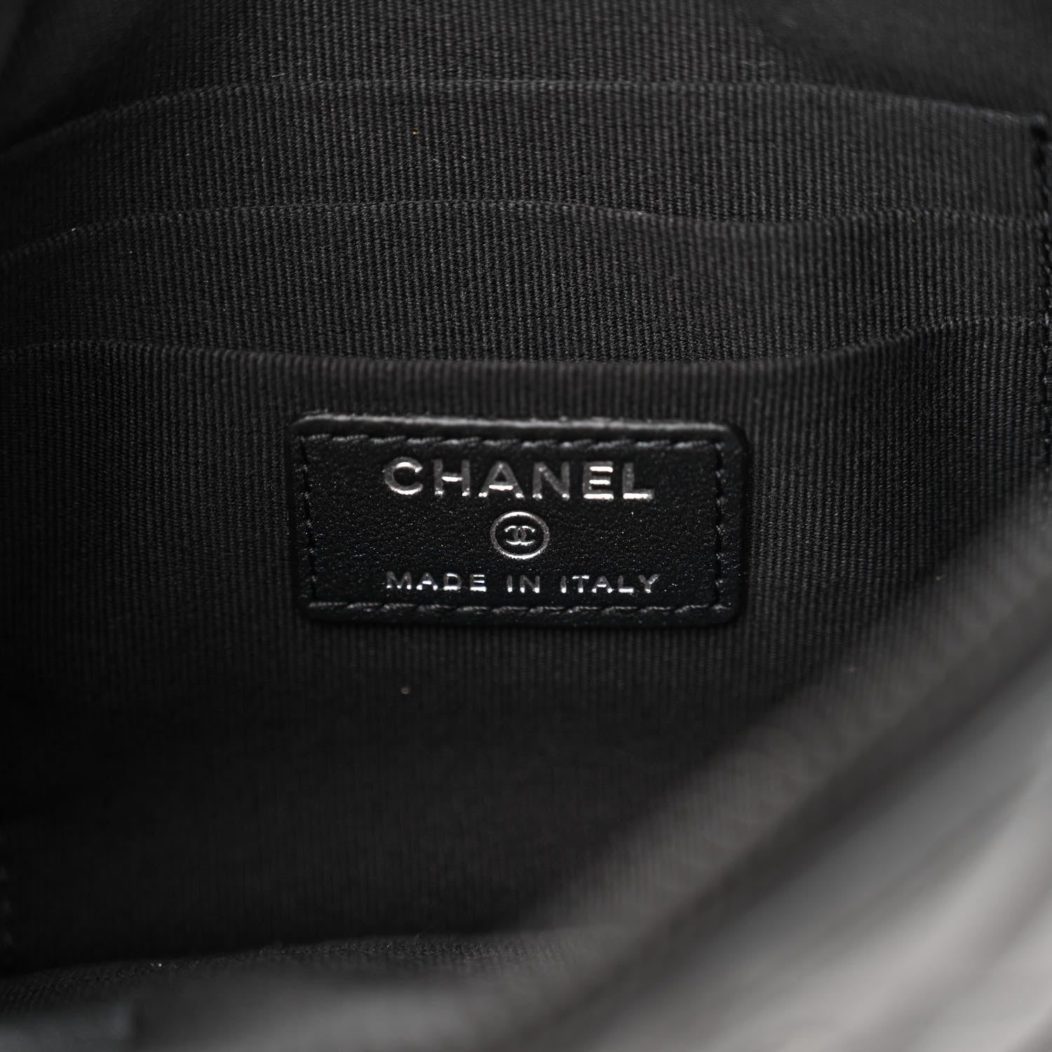 Chanel Pearly Lambskin Quilted Cosmetic Case So Black 6 of 7