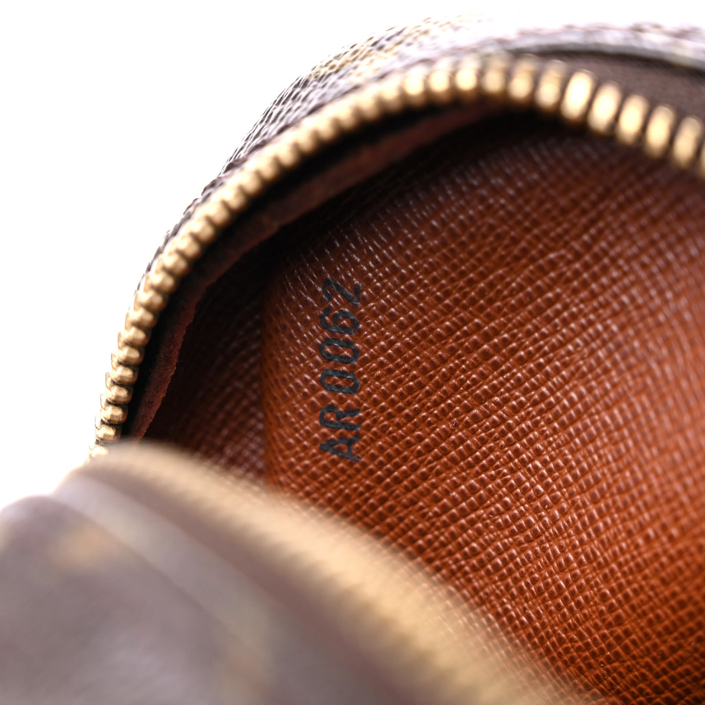 Monogram Amazone