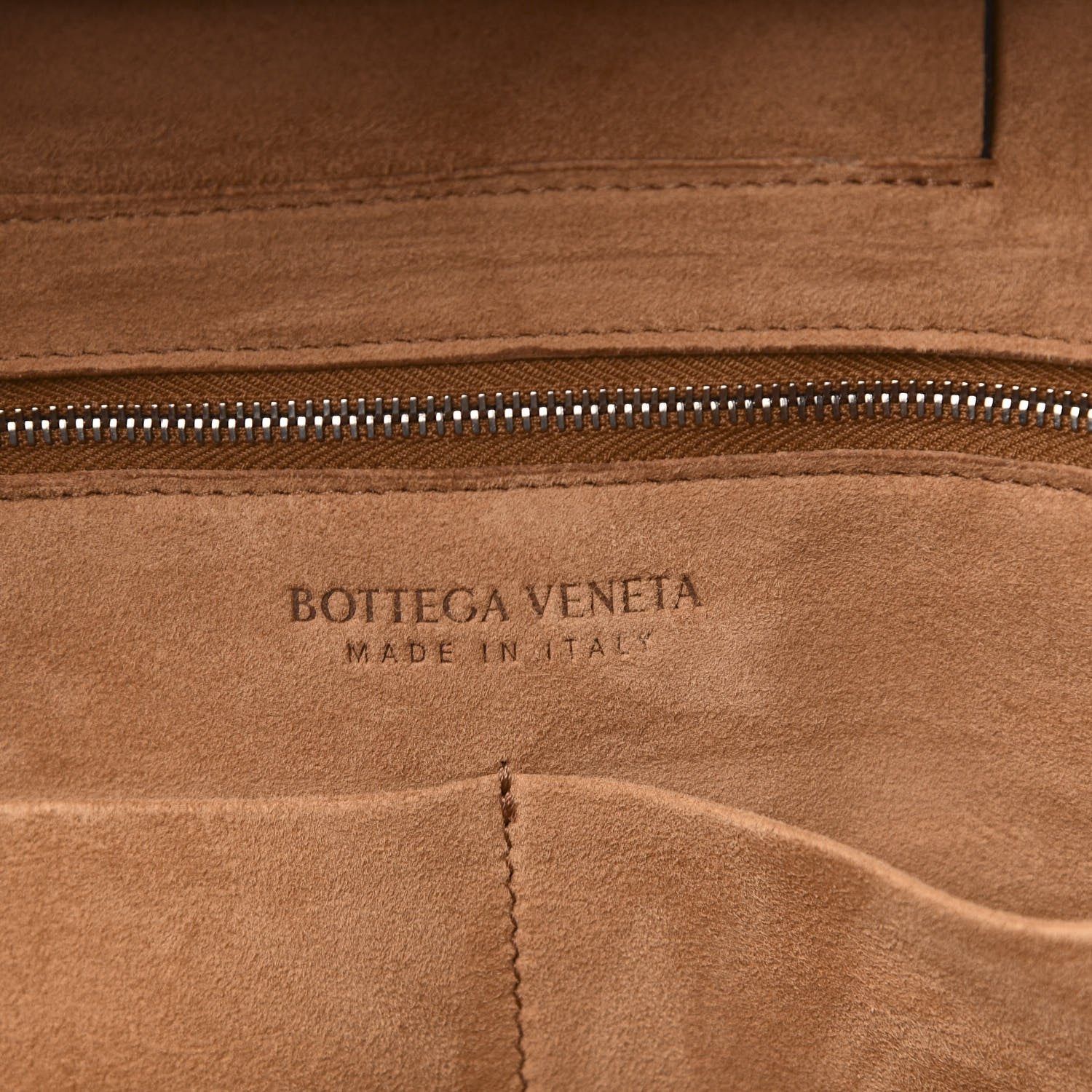 Bottega Veneta Grained Calfskin Maxi Intrecciato Medium Arco Black 6 of 9