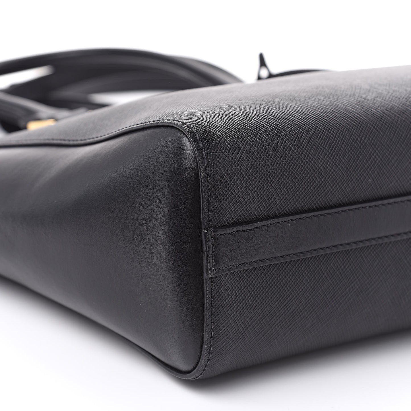 Saffiano Soft Calfskin Zippered Tote Black