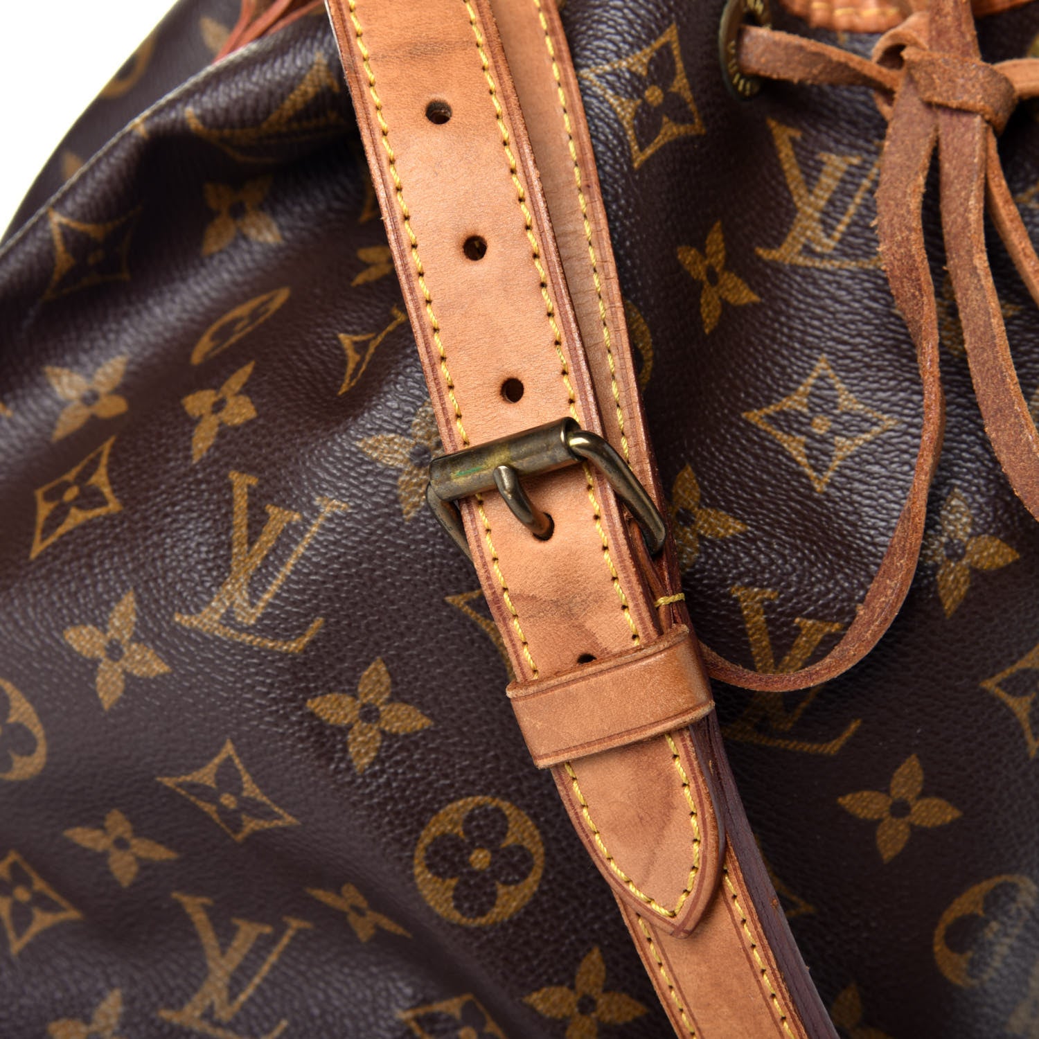 Louis Vuitton Monogram Petit Noe 9 of 10