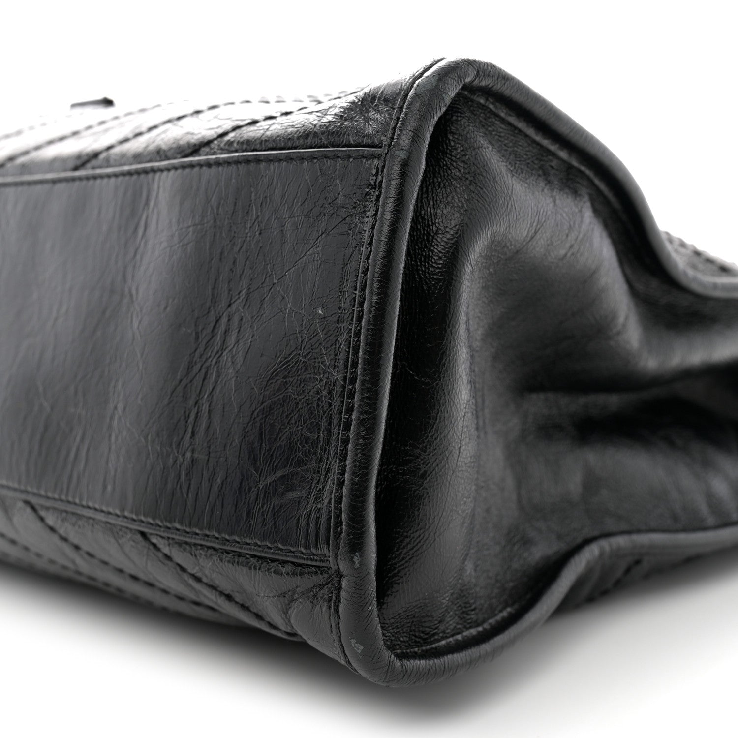 Saint Laurent Crinkled Calfskin Matelasse Monogram Large Niki Shopper Tote Black 11 of 14