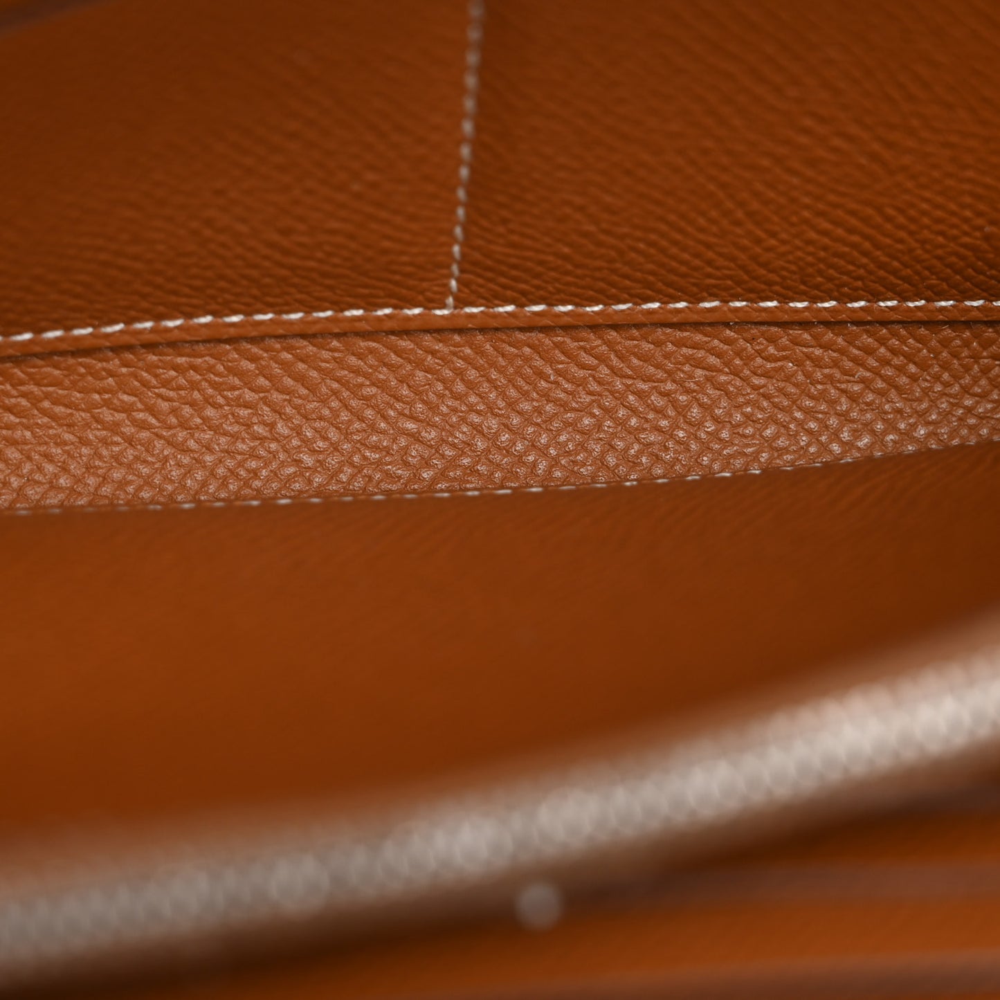 Epsom Kelly Longue Wallet Gold
