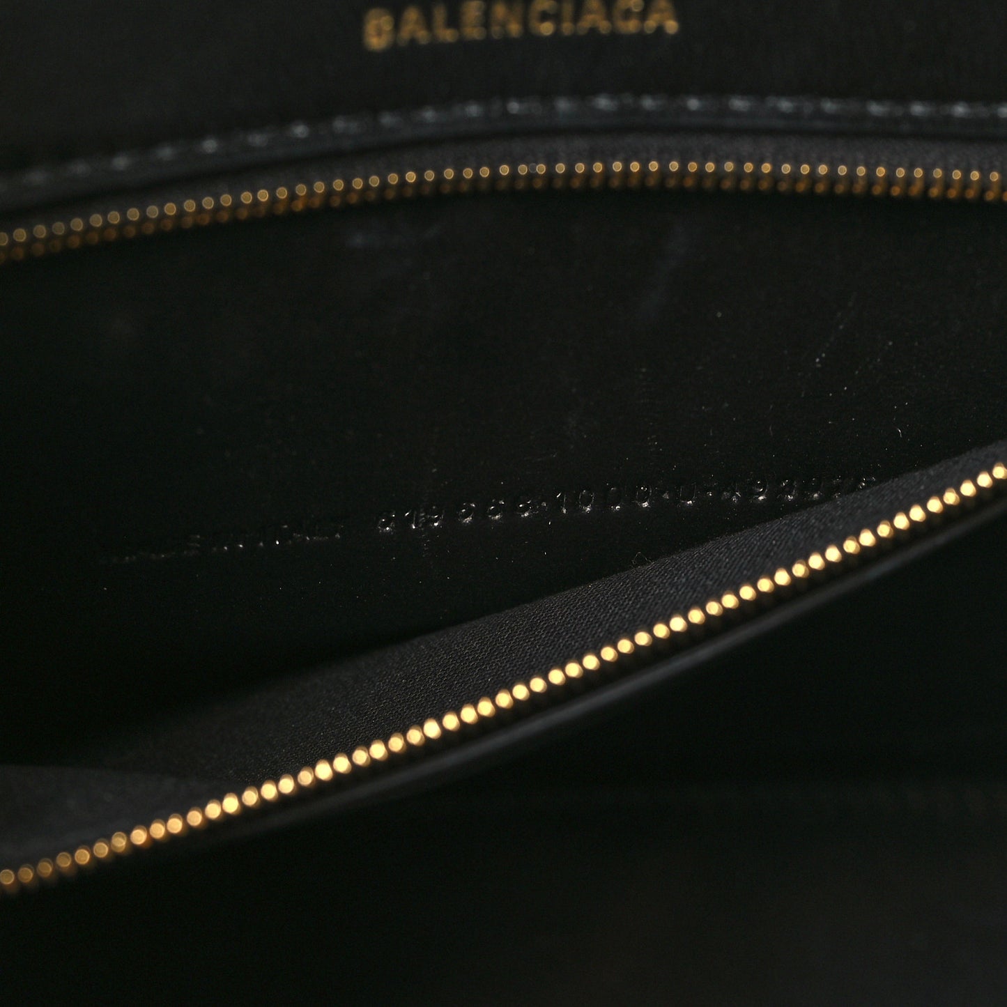 Shiny Box Calfskin Medium Hourglass Top Handle Bag Black