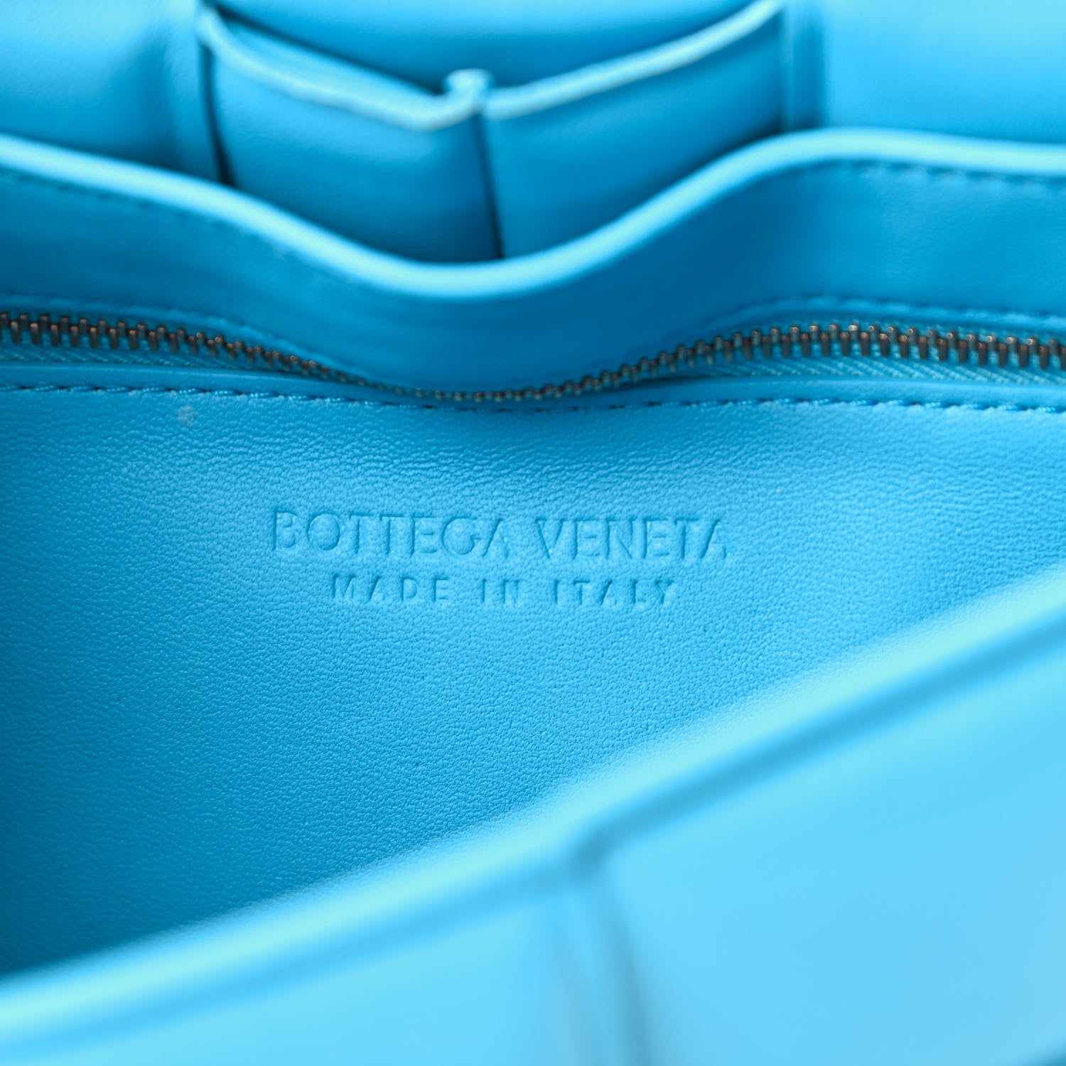Bottega Veneta Lambskin Maxi Intreccio Padded Chain Cassette Crossbody Bag Swimming Pool 6 of 10