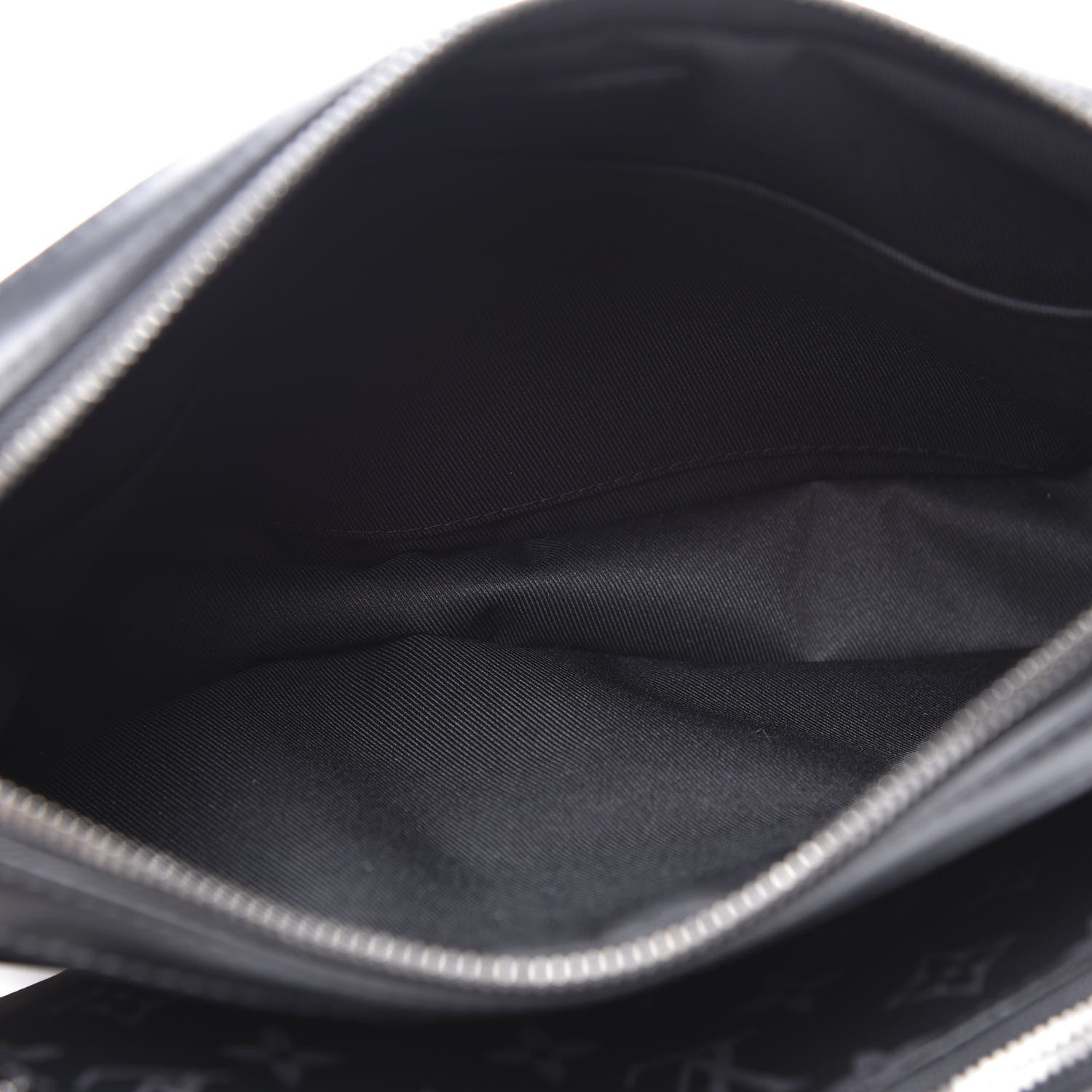 Louis Vuitton Reverse Monogram Eclipse Trio Messenger 4 of 16