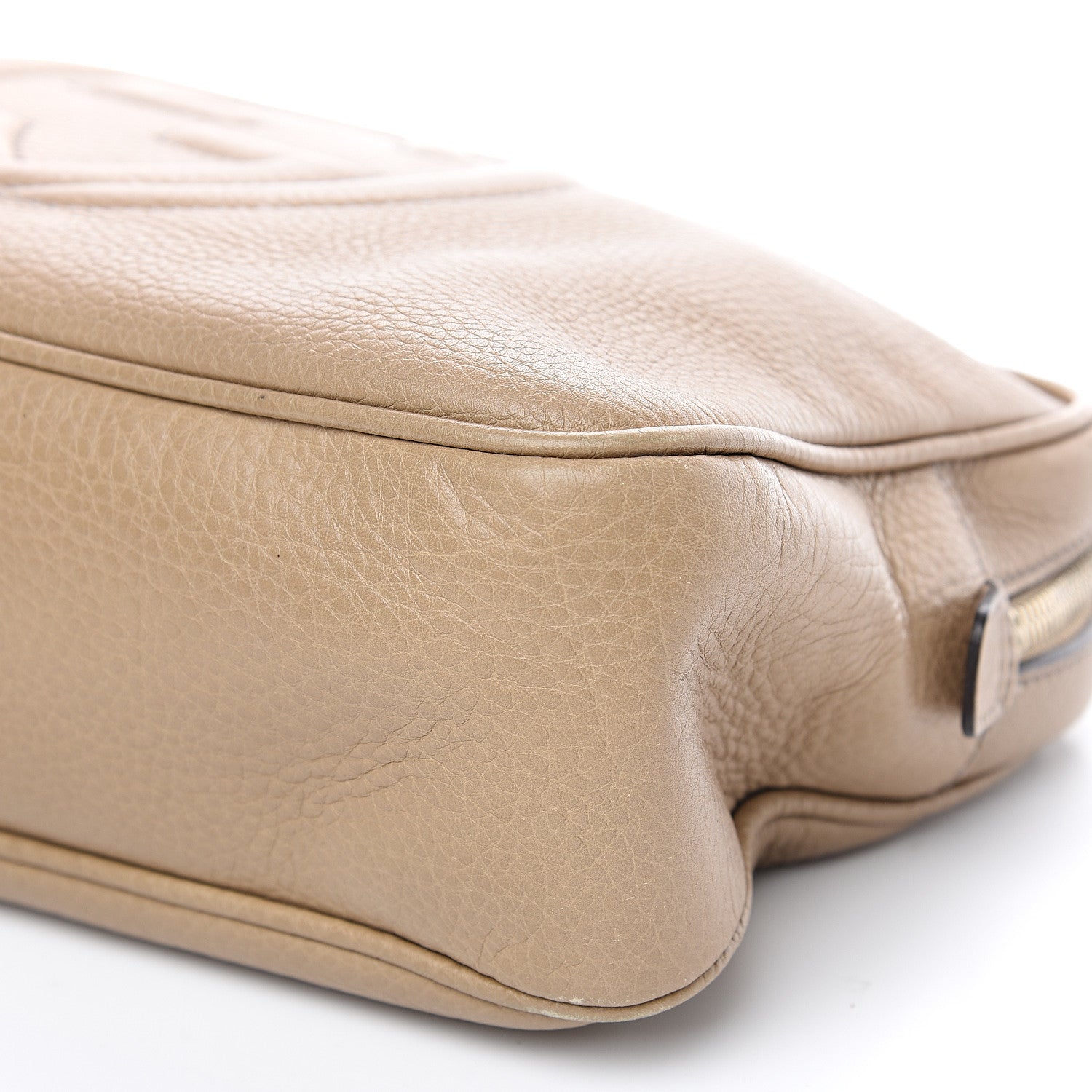 Gucci Pebbled Calfskin Small Soho Bowler Camelia 10 of 14