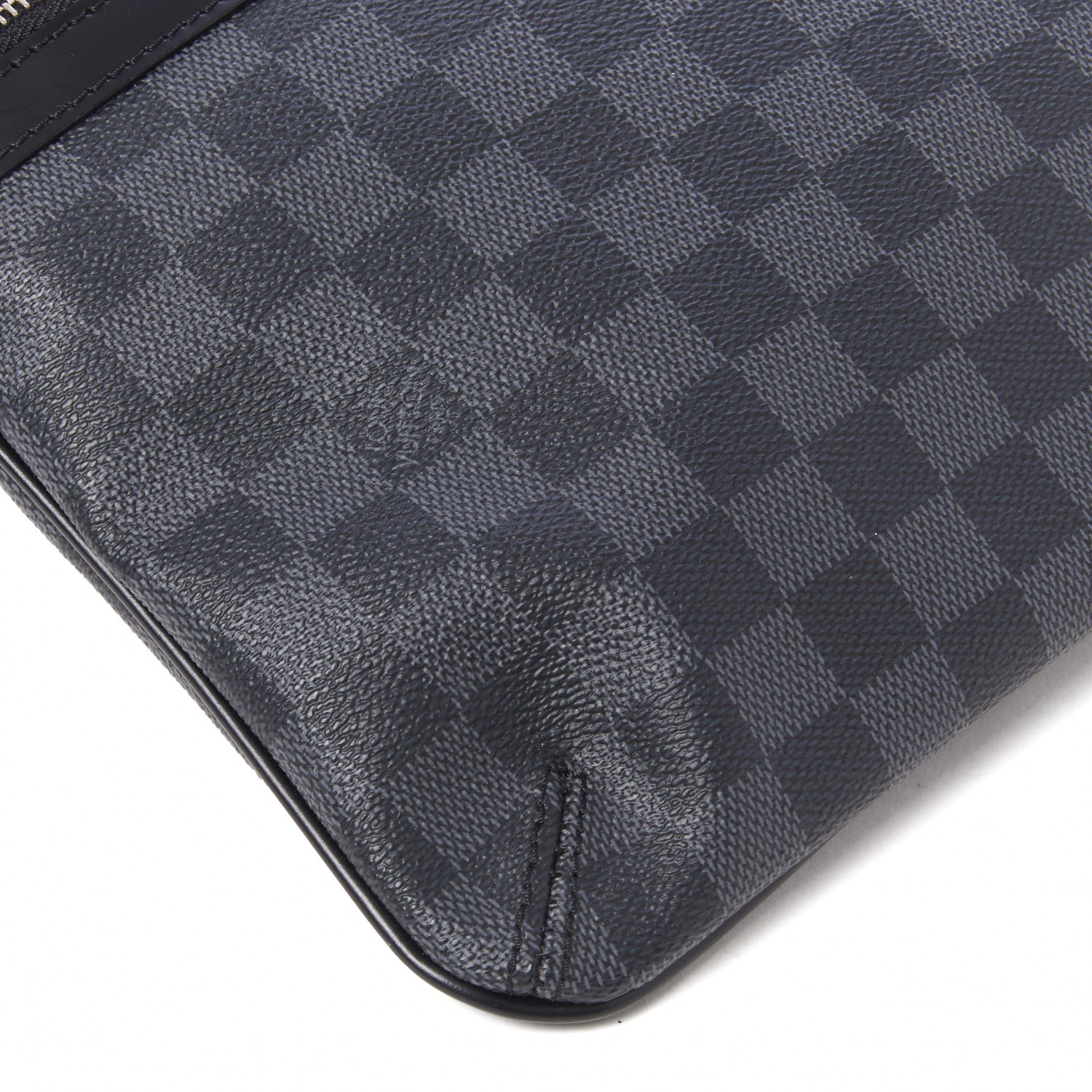 Louis Vuitton Damier Graphite Thomas 6 of 8