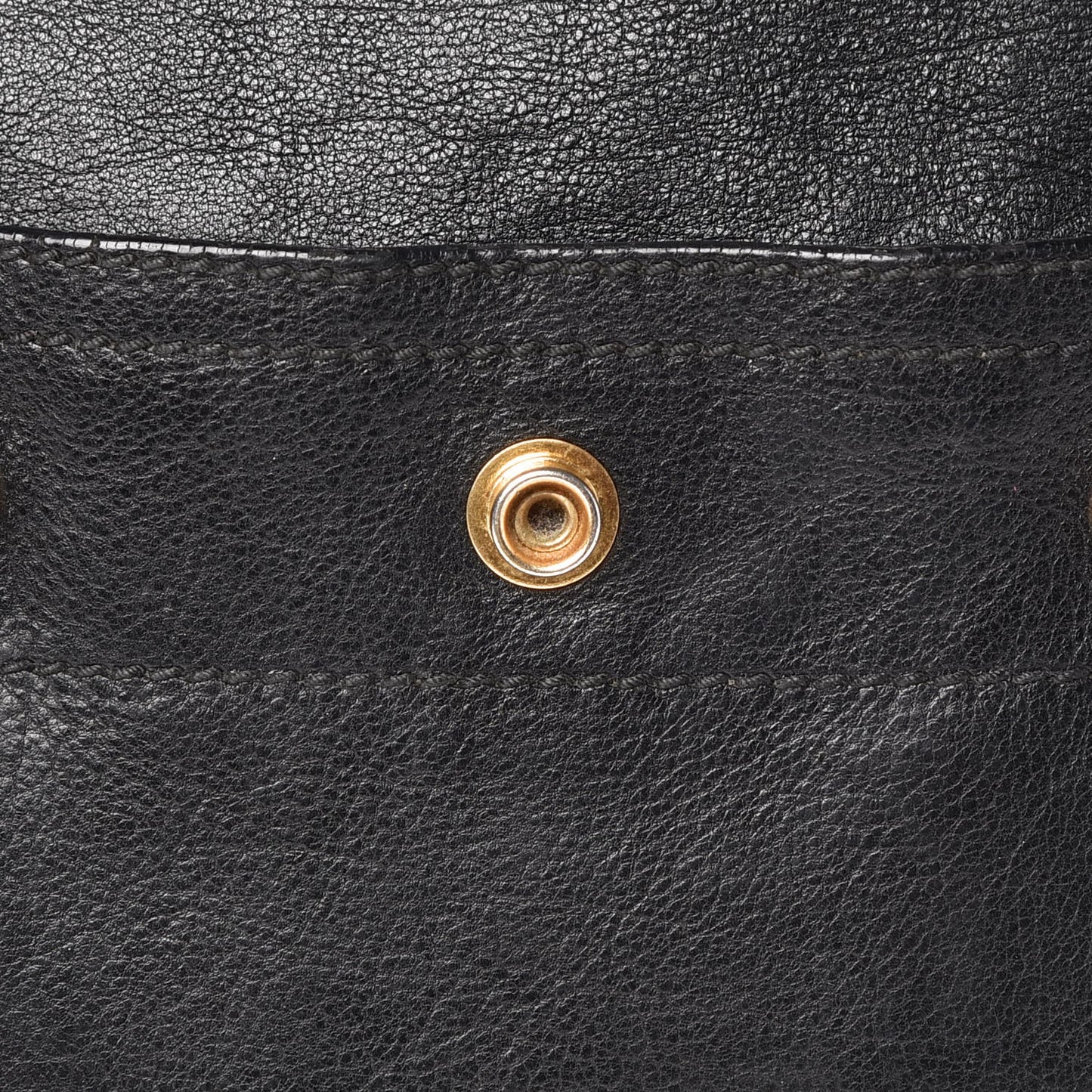 Calfskin Medium Downtown Black